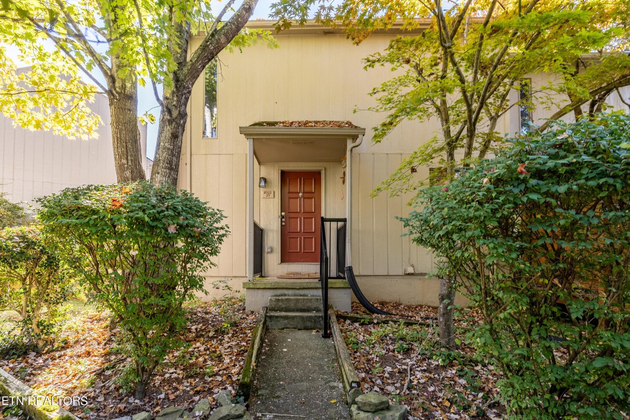 Olde Colony Trl, Knoxville, TN 37923