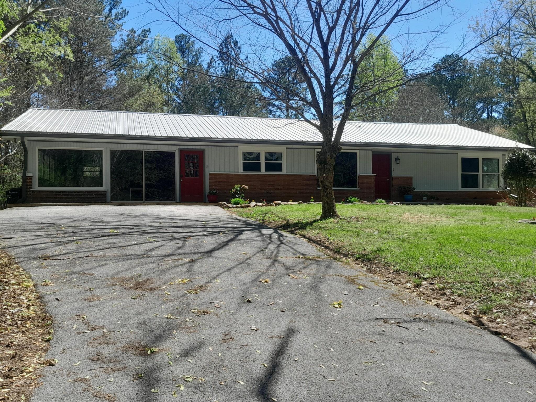 Cherokee Trl, Copperhill, TN 37317