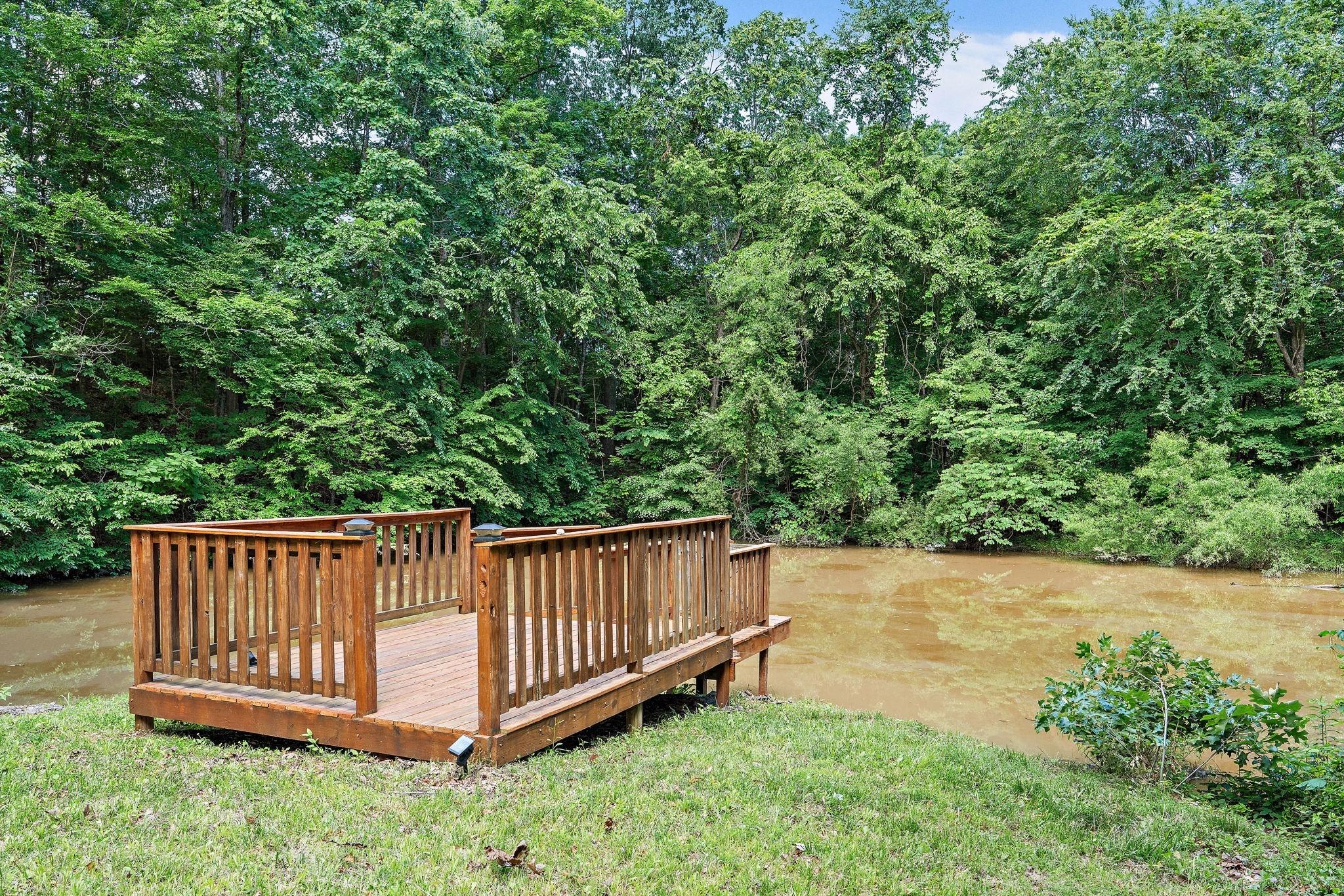 Highway 12 N, Chapmansboro, TN 37035