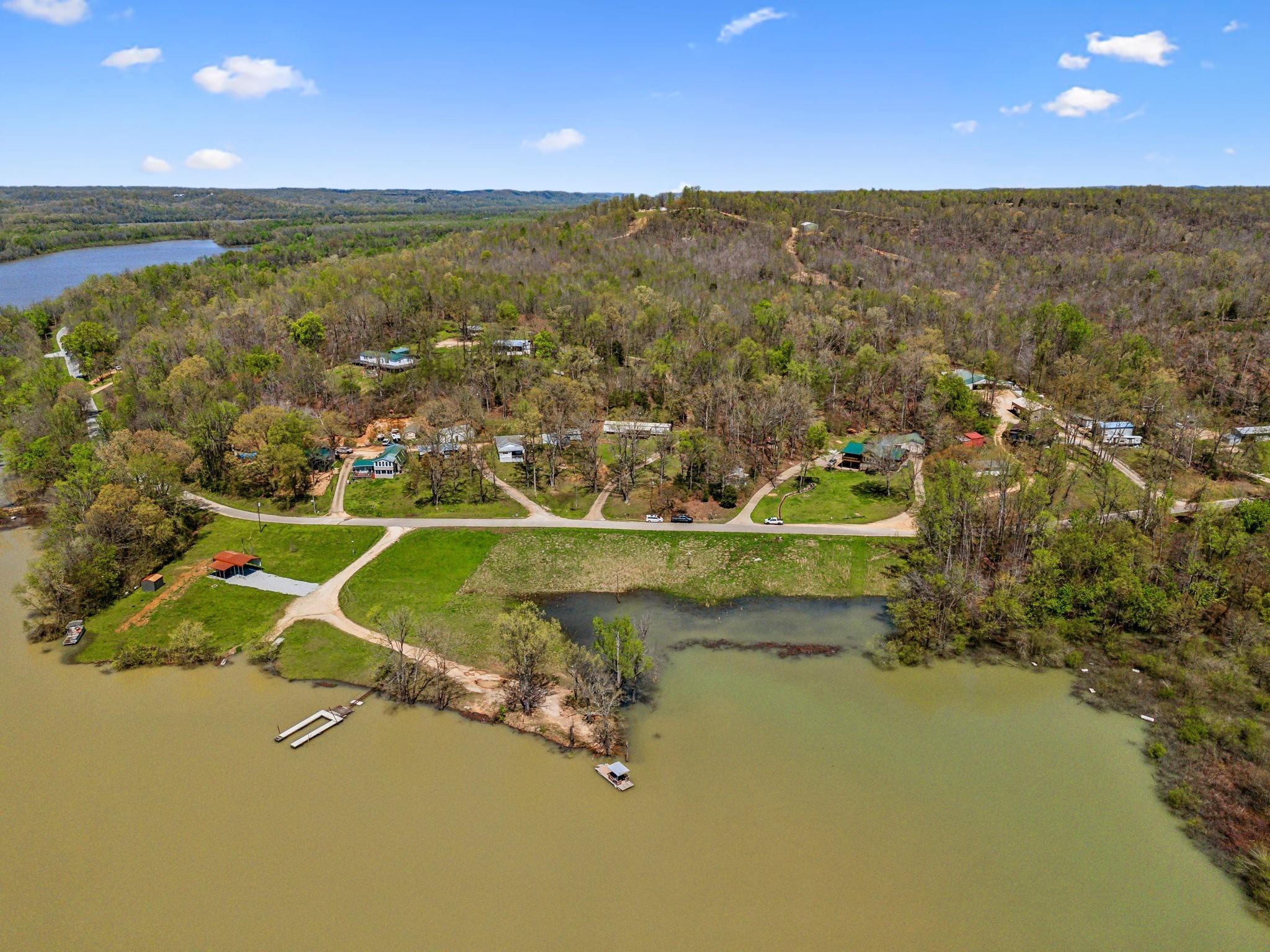 Crooked Creek Rd, Lobelville, TN 37097