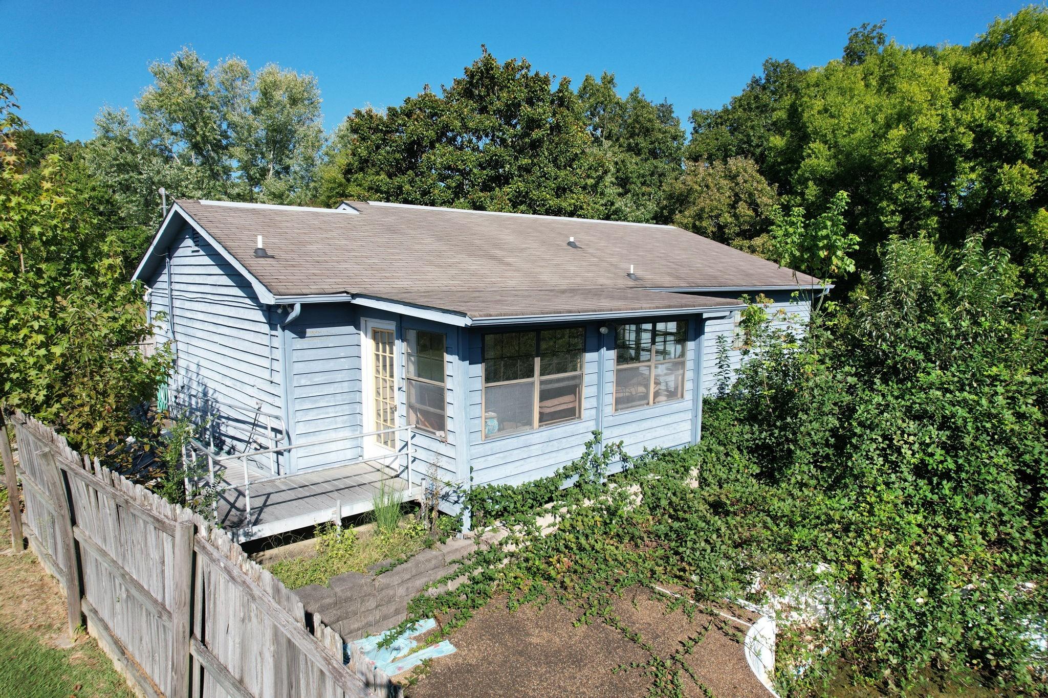 Burkeridge Dr Se, Cleveland, TN 37323