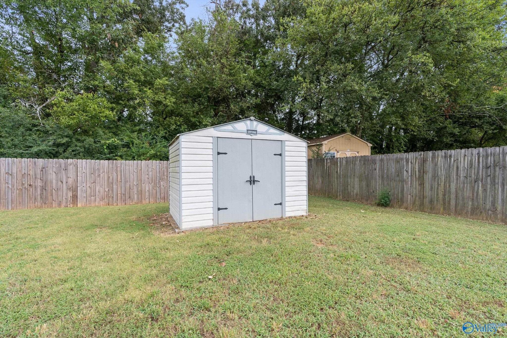Tanner Point Dr, New Market, AL 35761