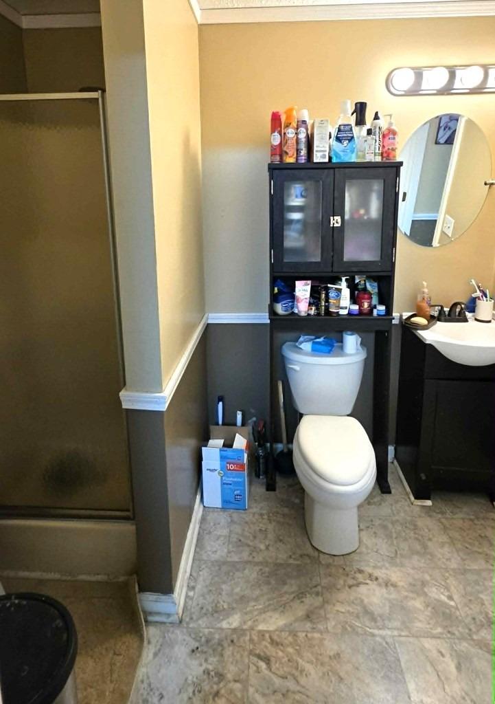 Williams St, Paris, TN 38242