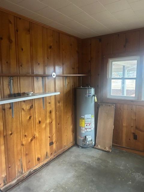 Oakdale Rd, Camden, TN 38320
