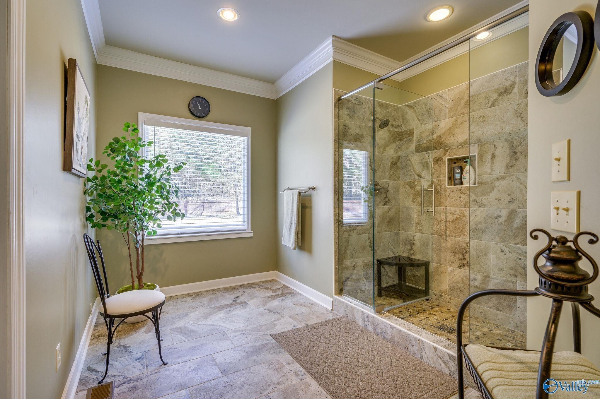 Greenslope Trl Ne, Huntsville, AL 35811
