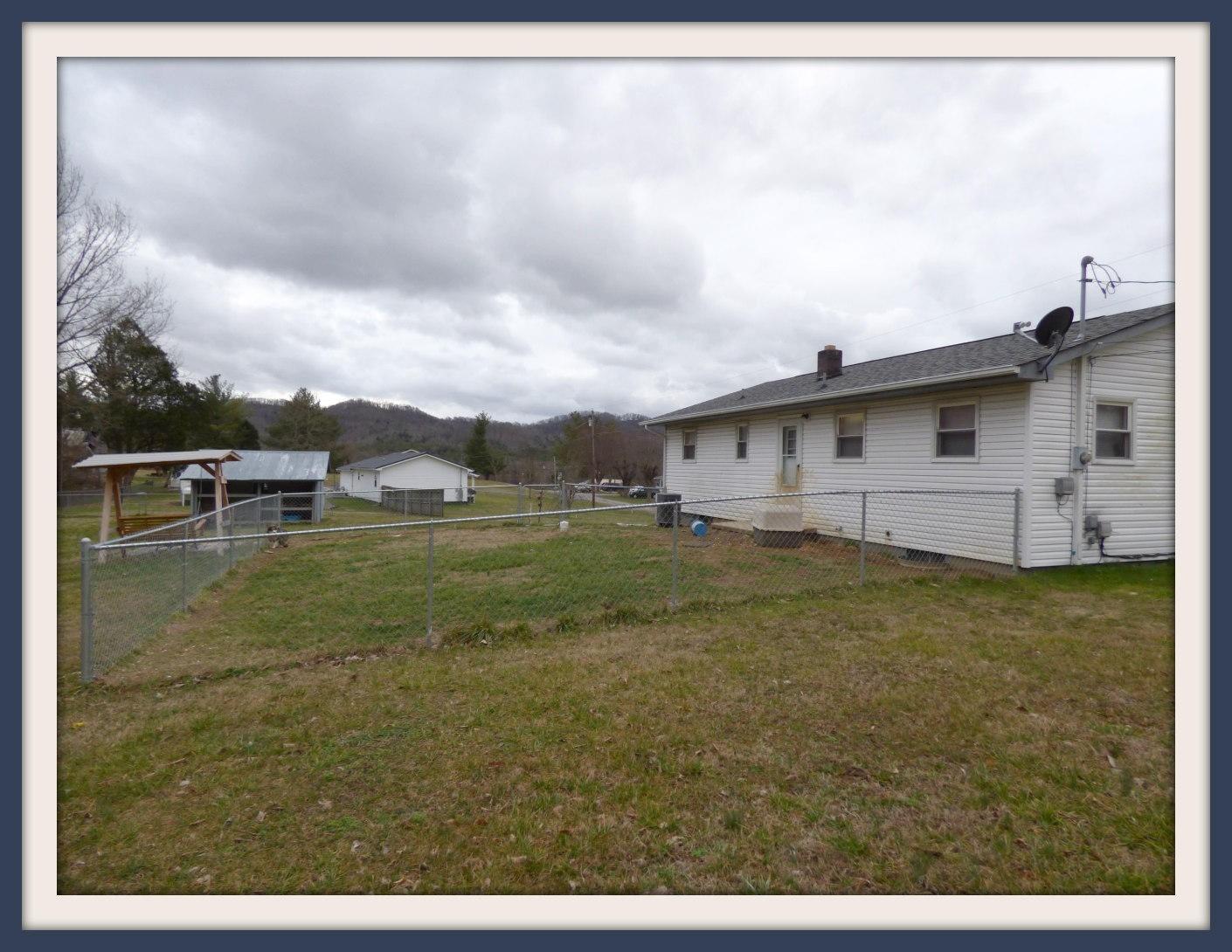 W Hills Rd, Rutledge, TN 37861
