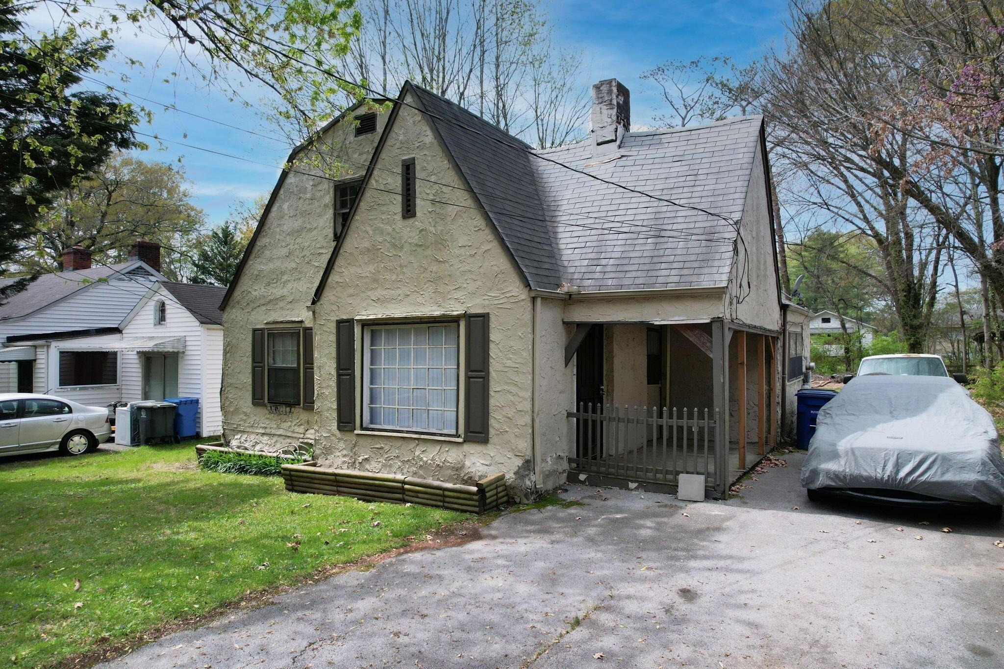 S Lovell Ave, Chattanooga, TN 37411