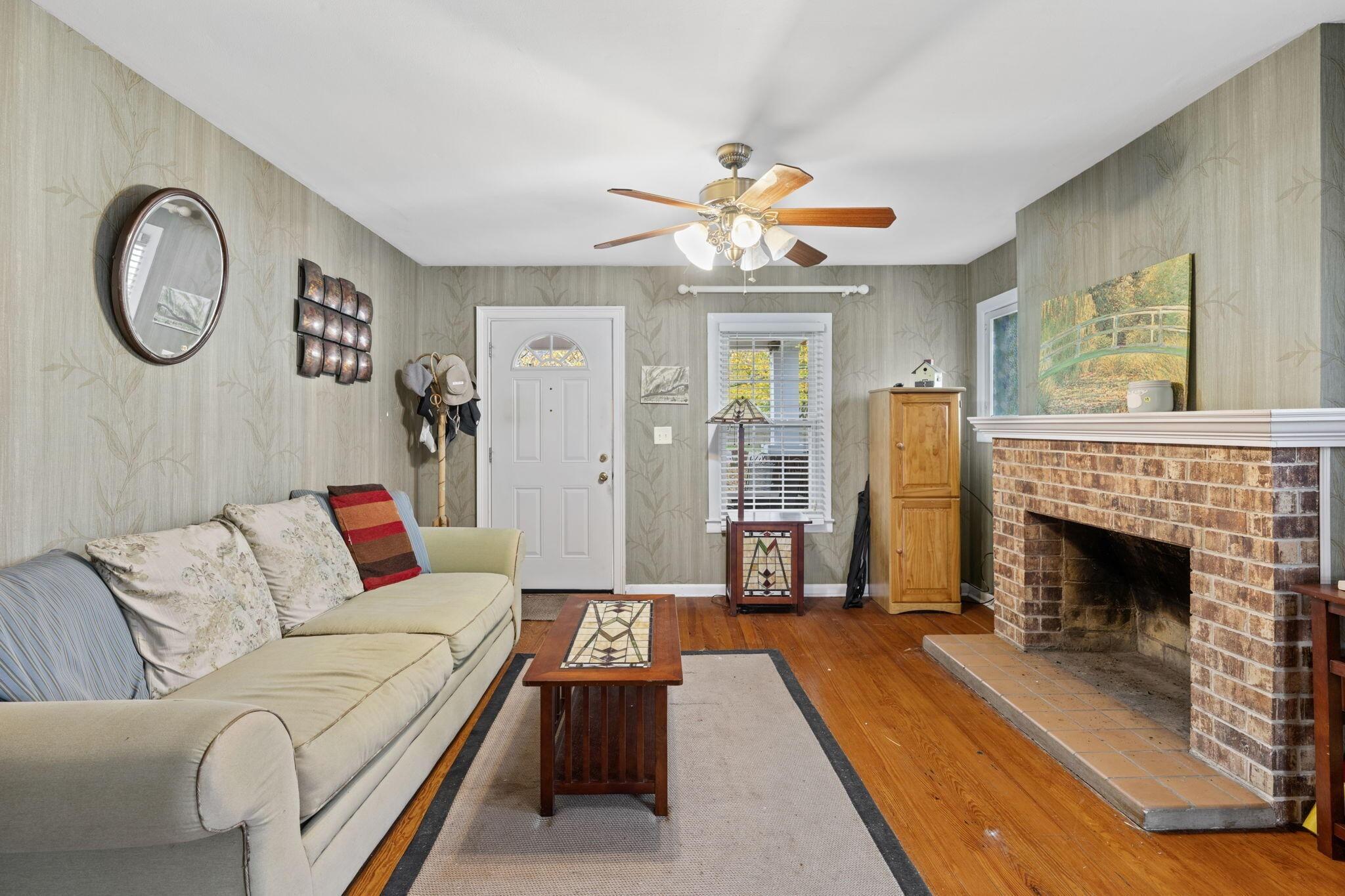 Greenwich Ave, Chattanooga, TN 37415