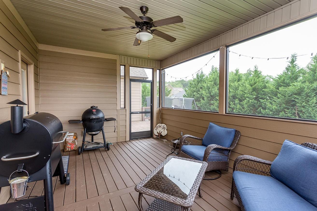 Neville Dr, Ooltewah, TN 37363