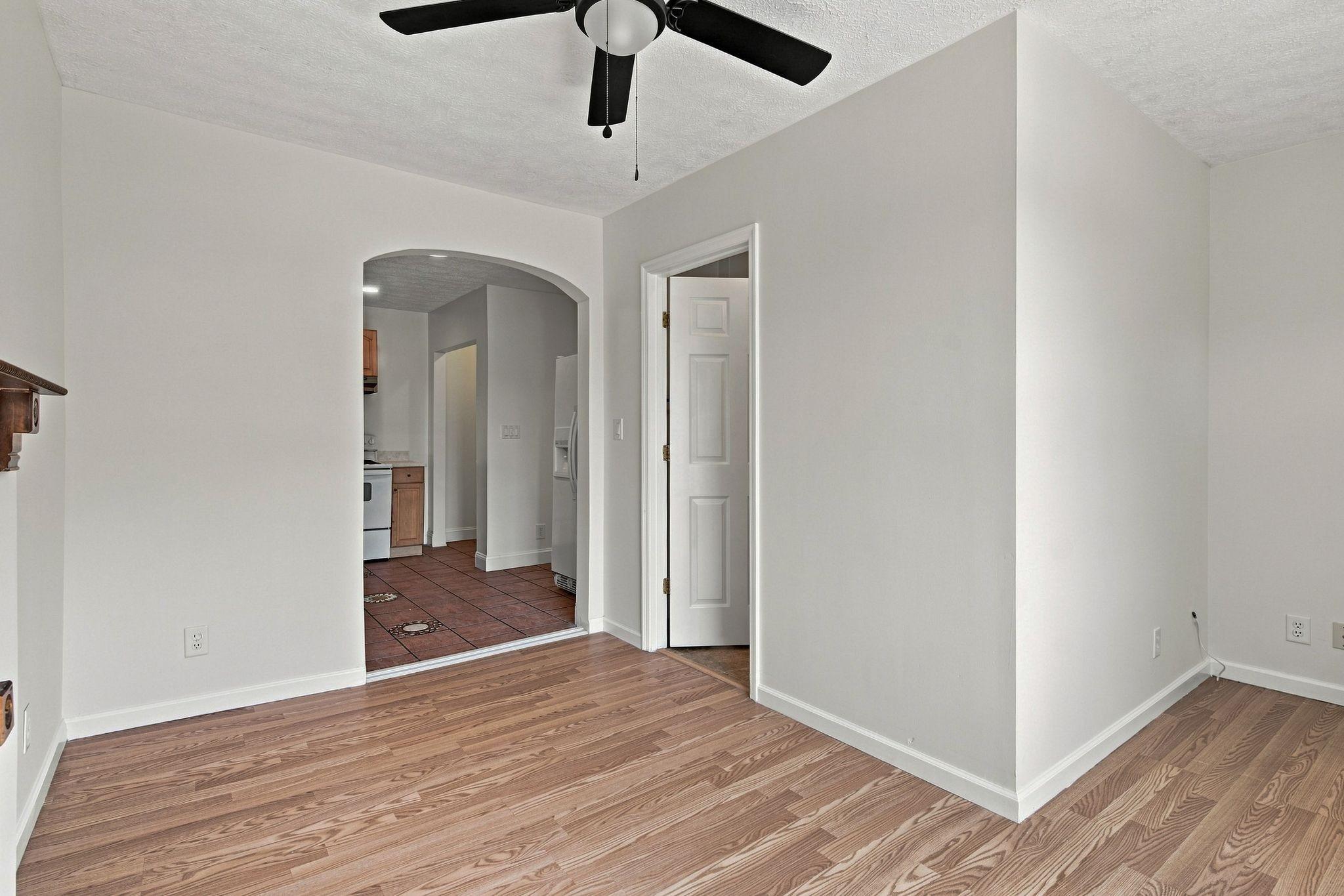 7th Ave W, Springfield, TN 37172