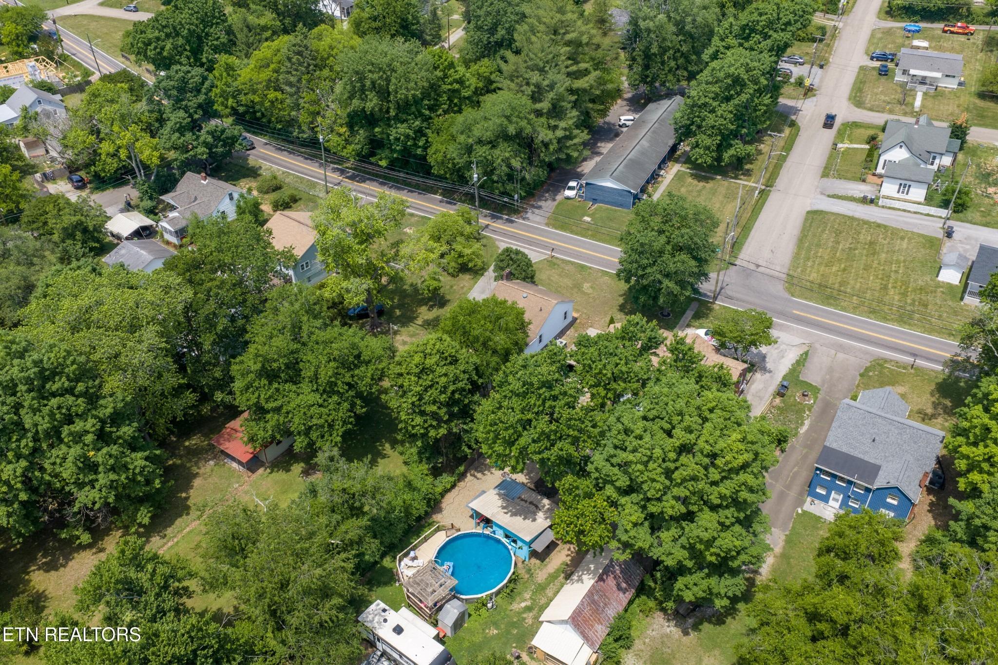 Cedar Ln, Knoxville, TN 37918