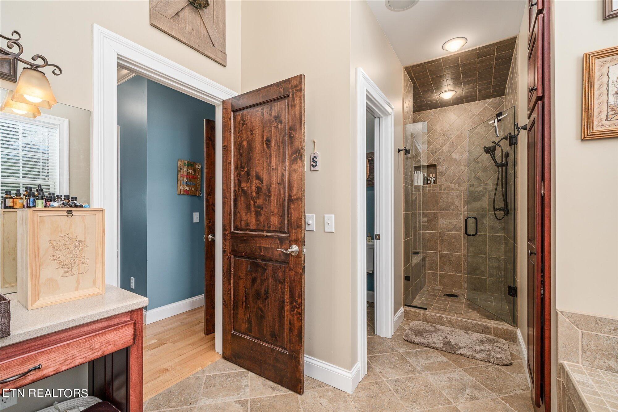 Laurel Way, Monterey, TN 38574