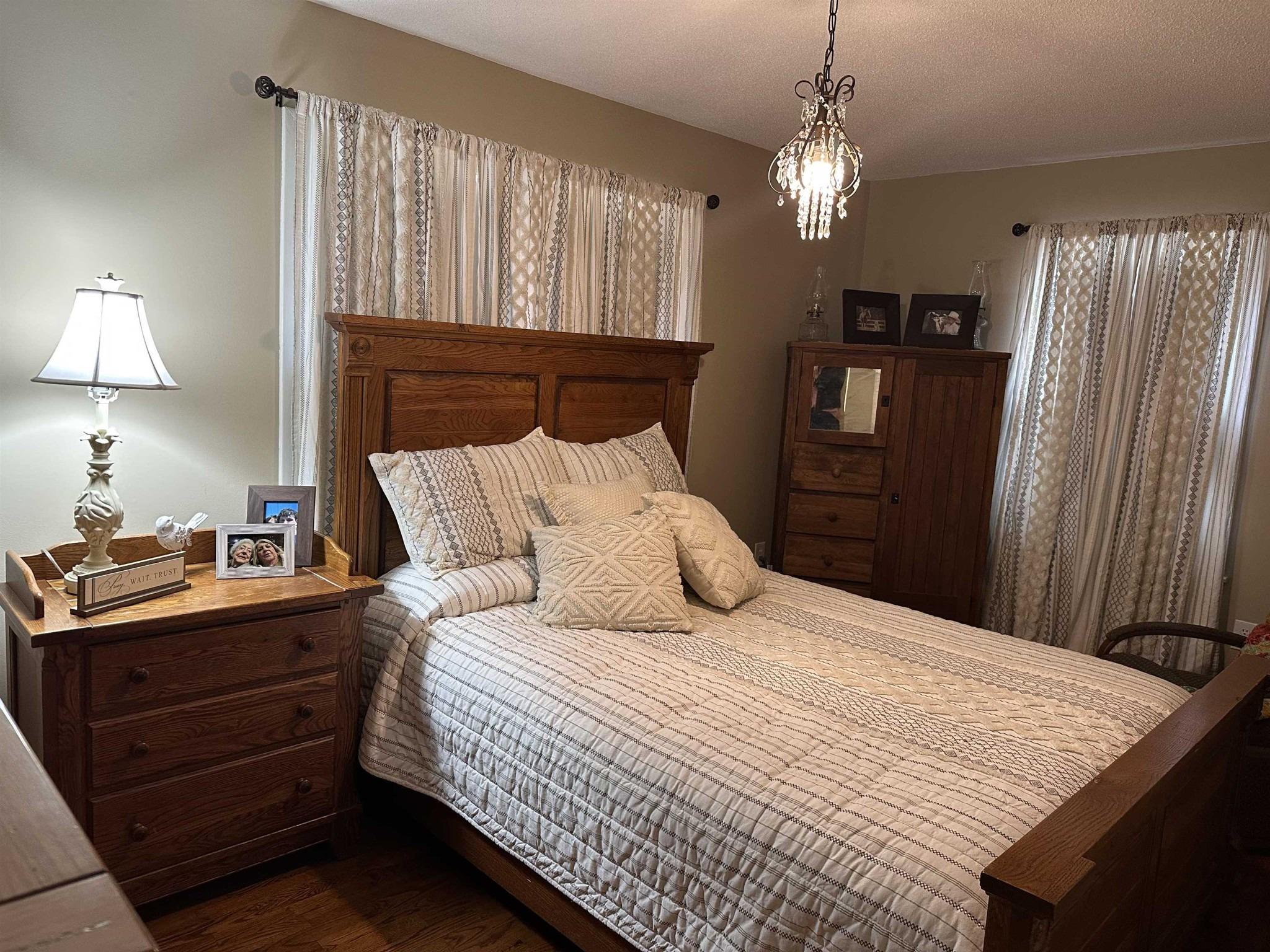 Sunset Dr, Lexington, TN 38351