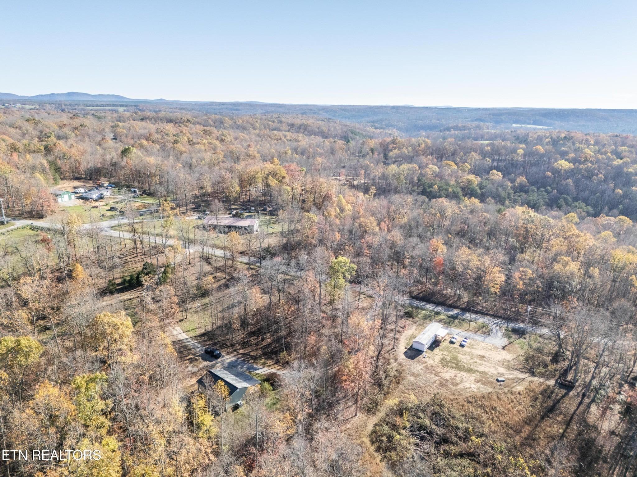 Brewer Rd, Crossville, TN 38572