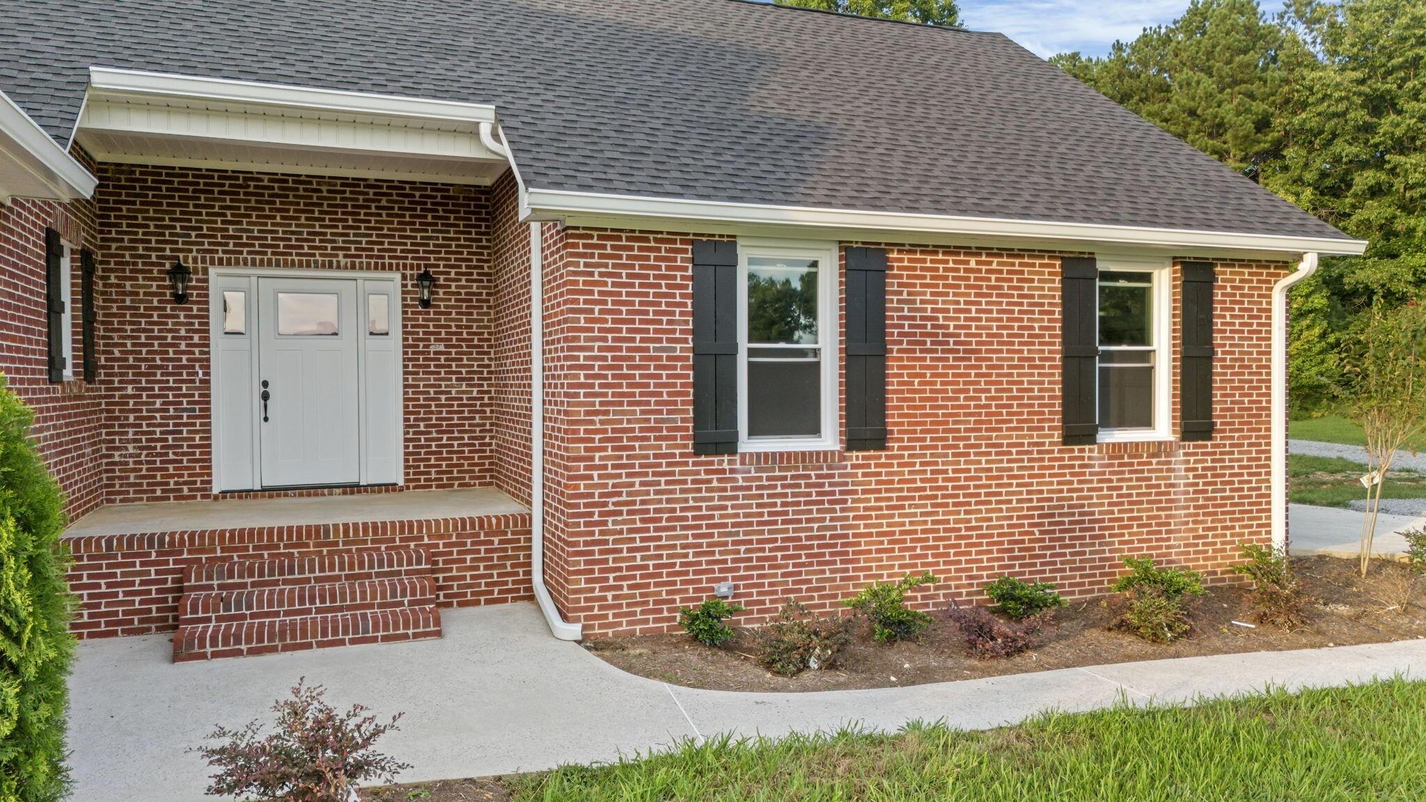 Benton Pike Ne, Cleveland, TN 37323