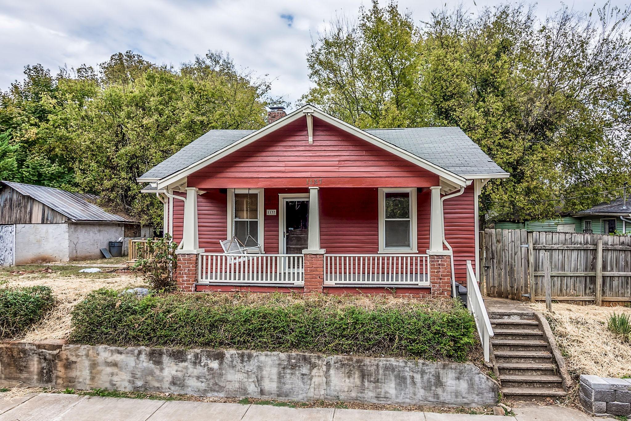 Overton Pl, Knoxville, TN 37917