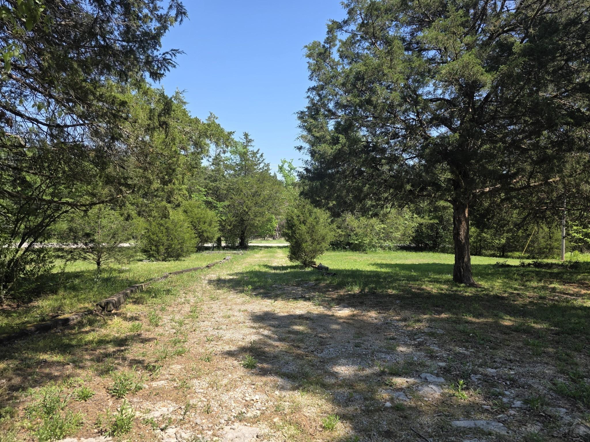 N Lakeview Dr, Lebanon, TN 37087