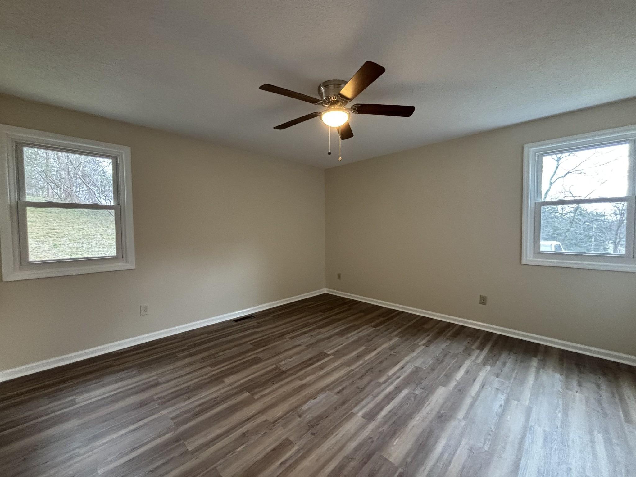 Lowe St, Lewisburg, TN 37091