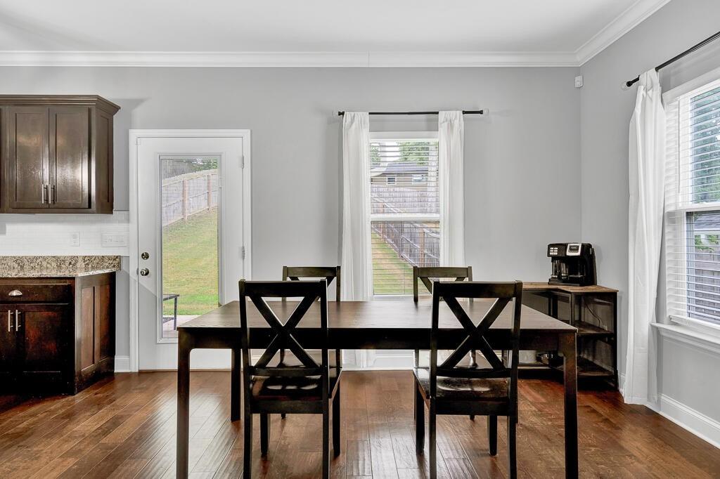 Candytuft Ln, Hixson, TN 37343
