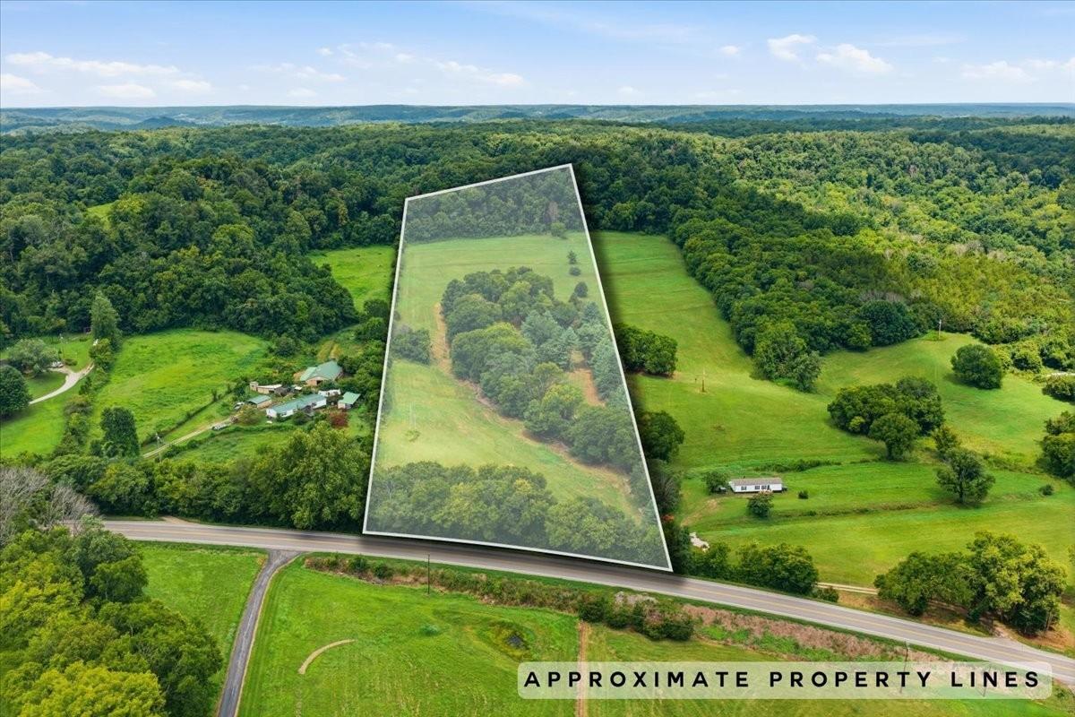 Hampshire Pike, Mount Pleasant, TN 38474