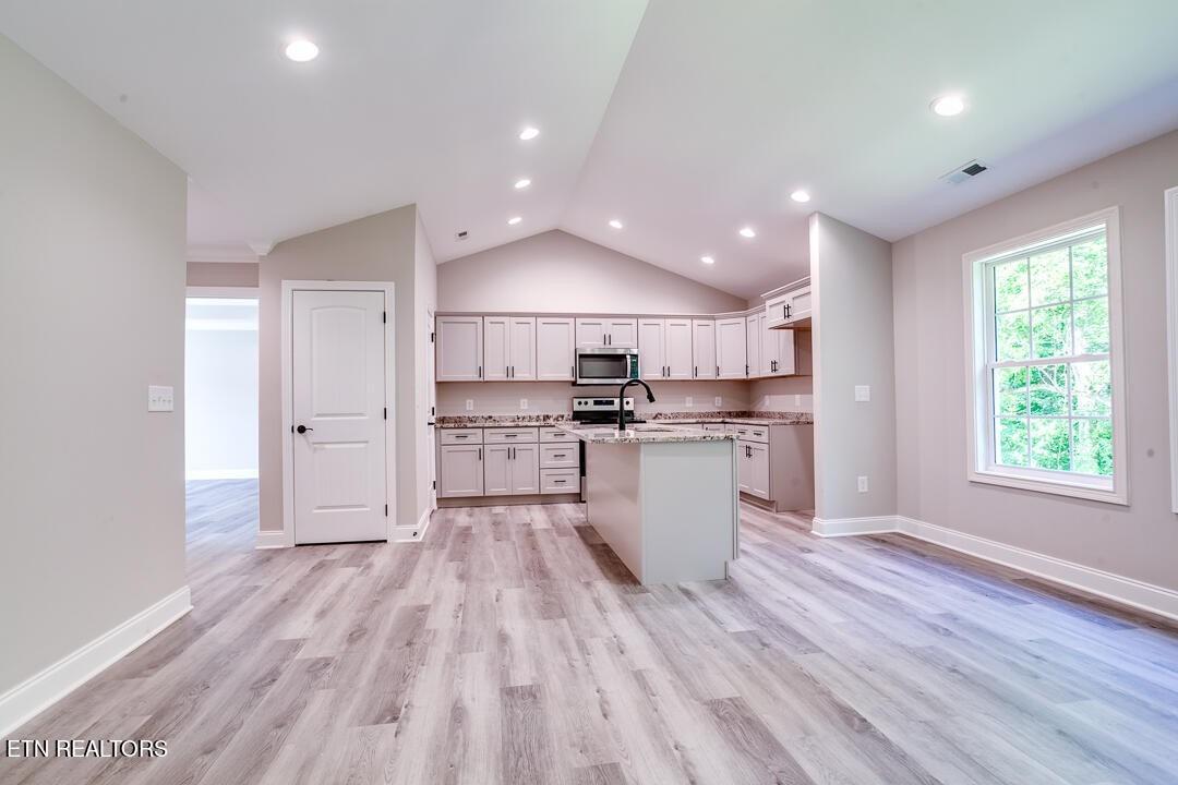 Hazelgreen Way, Knoxville, TN 37912