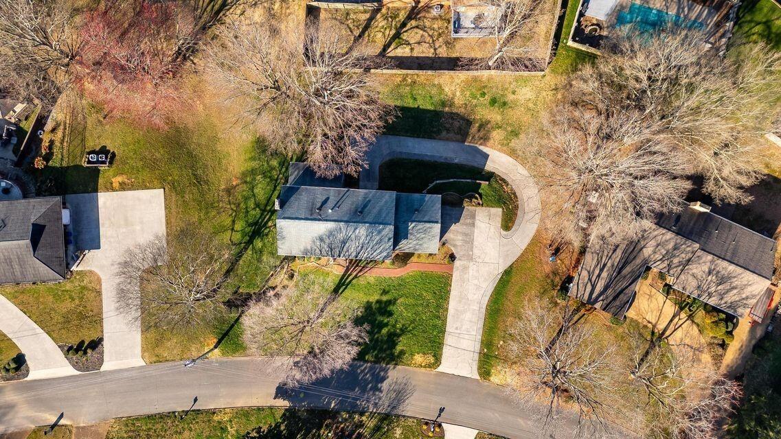 Hunt Cliff Dr Nw, Cleveland, TN 37311