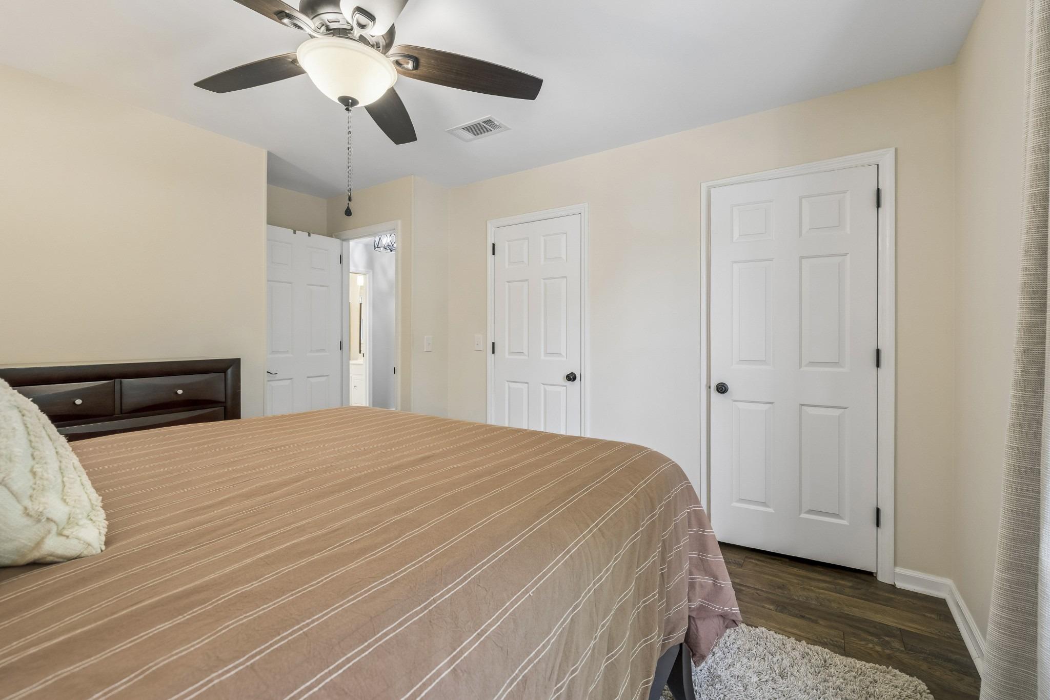 English Village Dr, Nashville, TN 37211