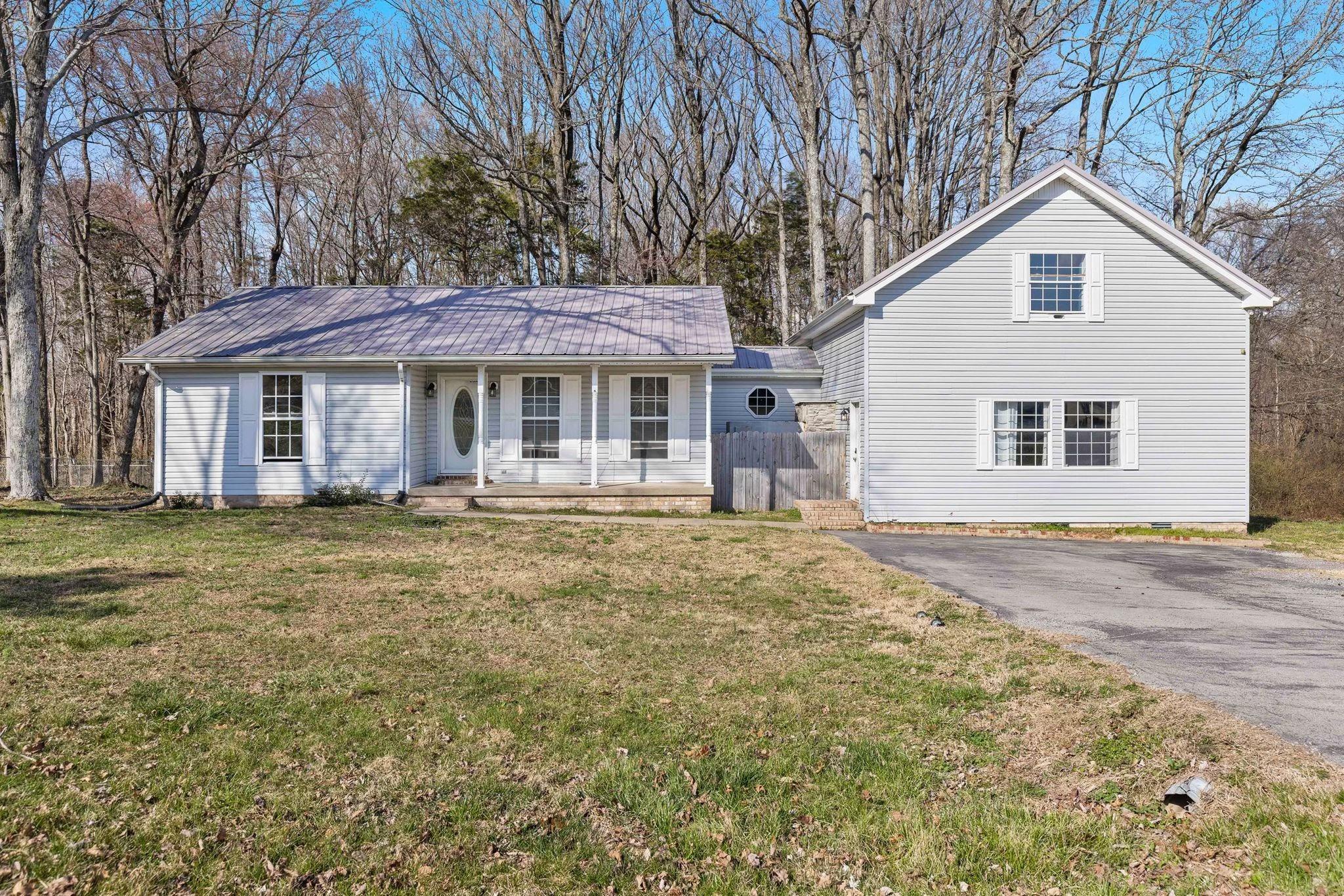 Bentle Dr, Westmoreland, TN 37186