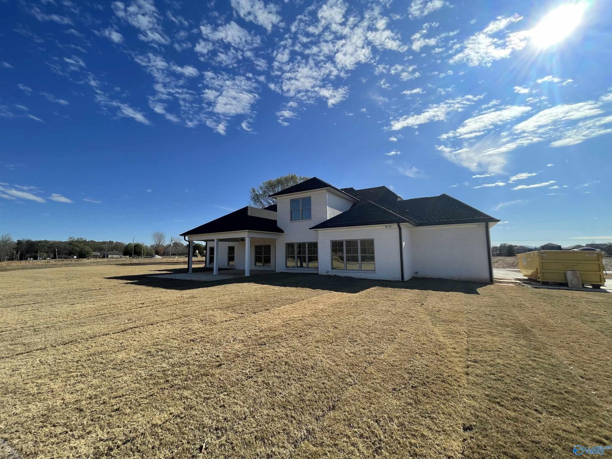W Limestone Rd, Hazel Green, AL 35750