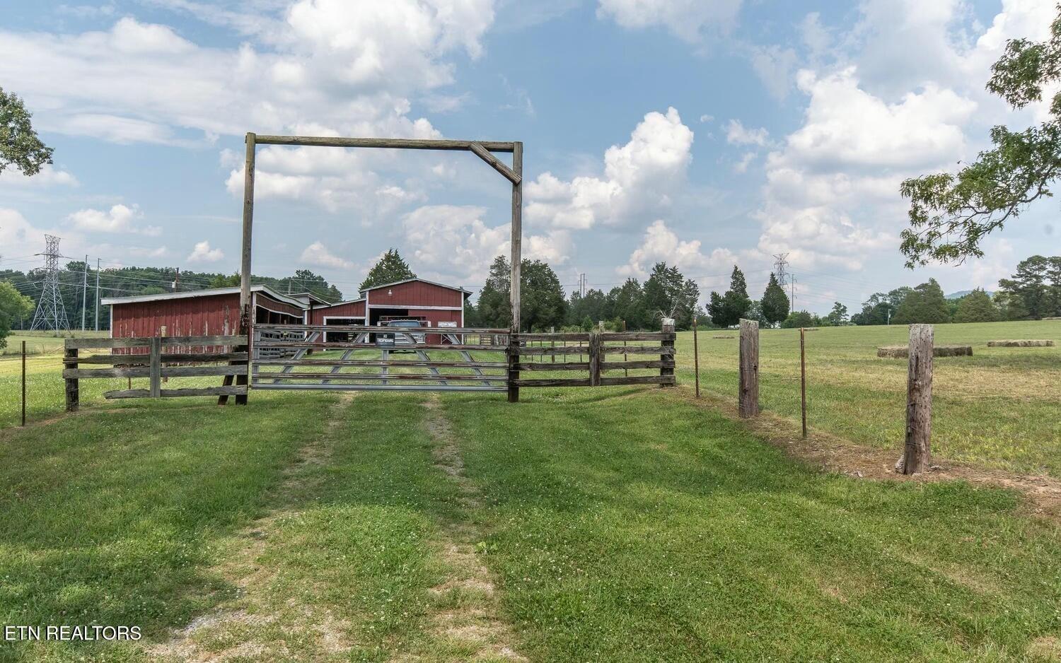 Washington Pike, Corryton, TN 37721