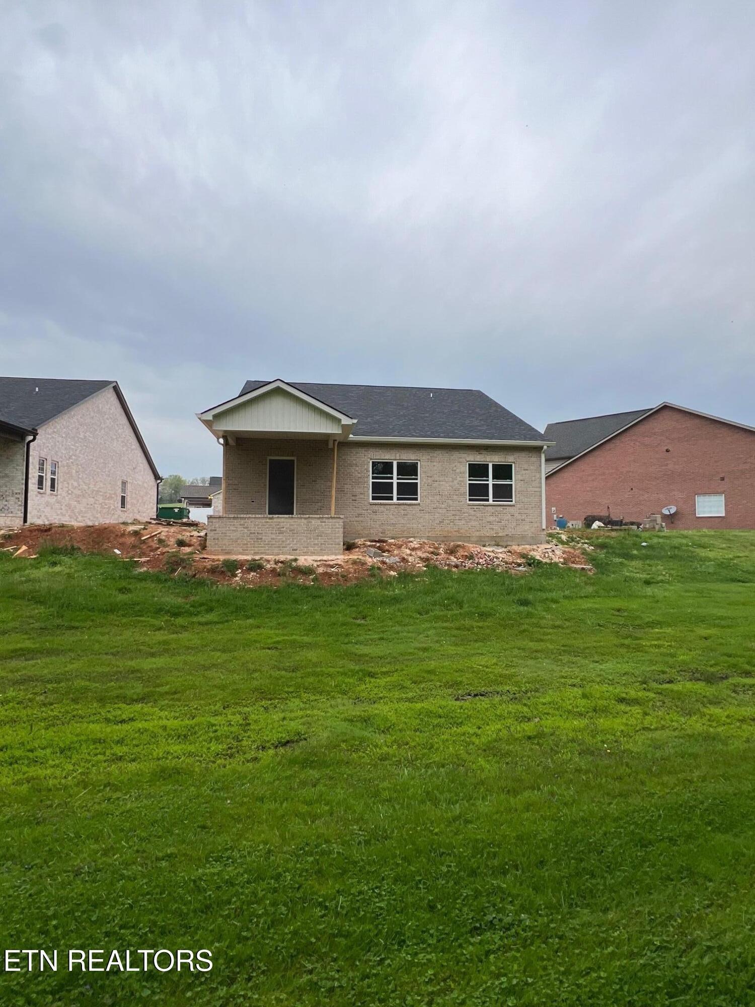 Van Gilder Way, Seymour, TN 37865