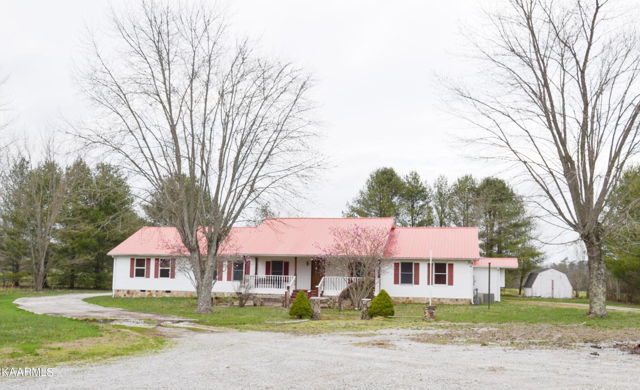 Bellview Rd, Pikeville, TN 37367