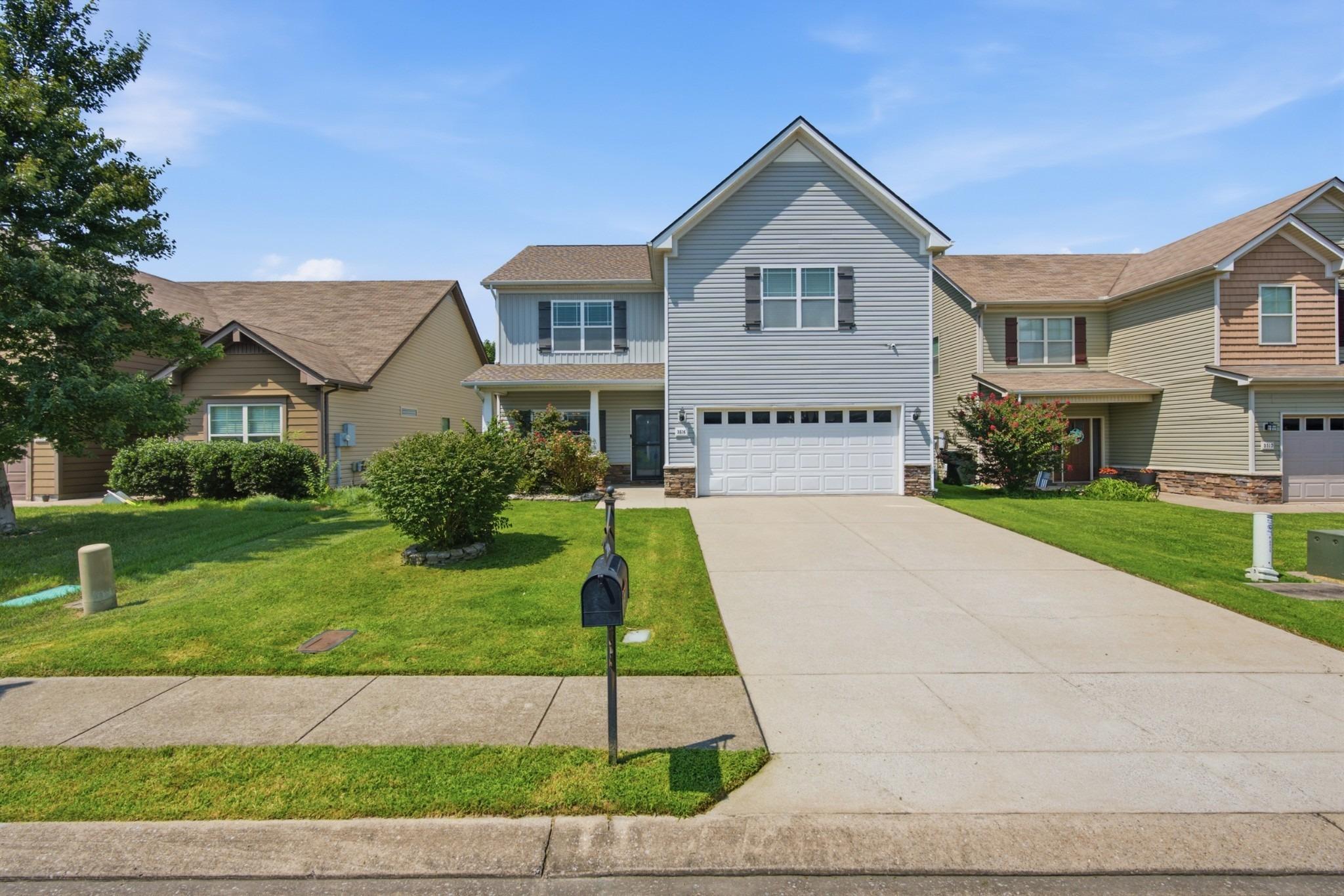 Oval Hesson Ln, Murfreesboro, TN 37128