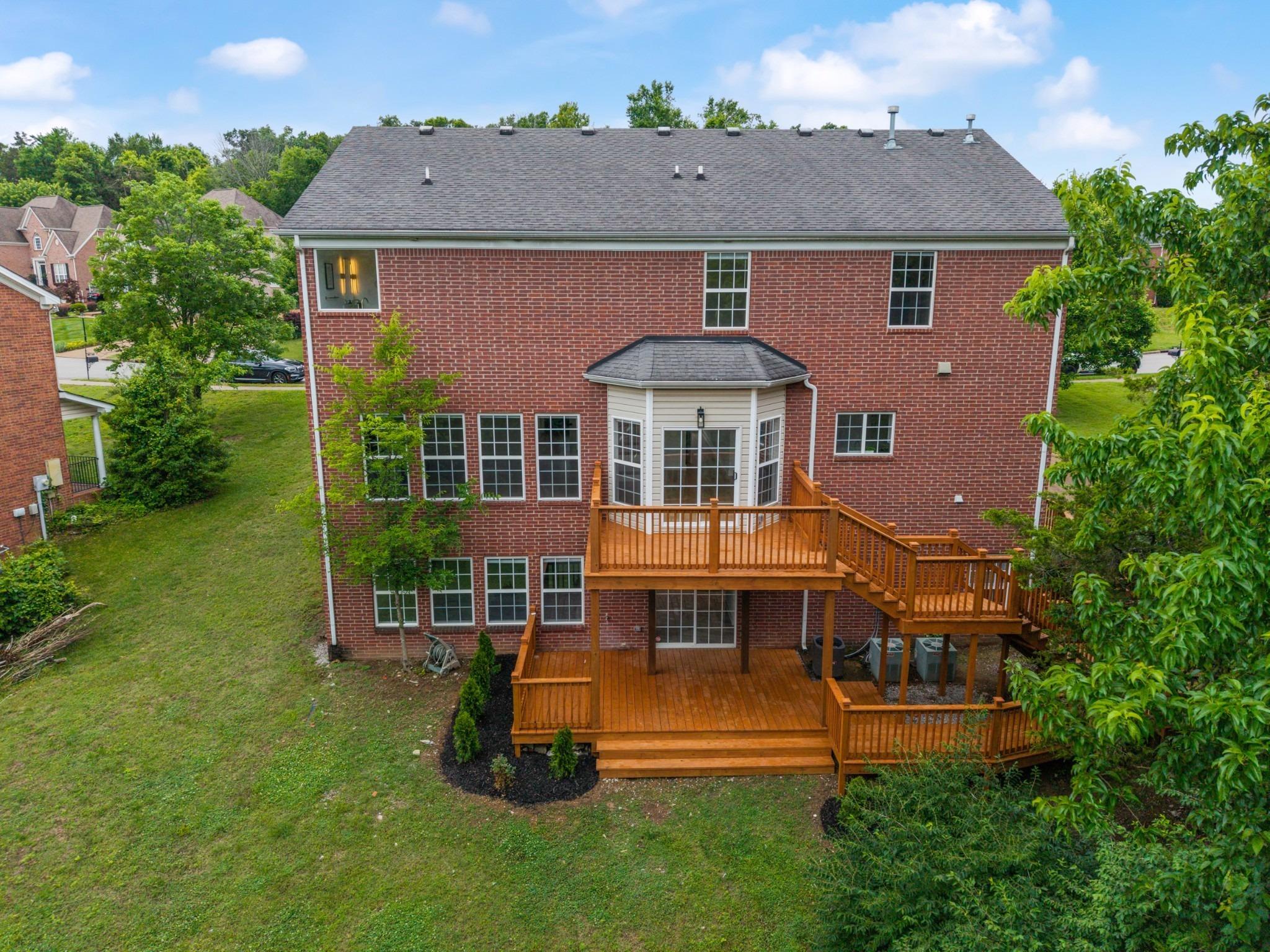 Banbury Xing, Brentwood, TN 37027