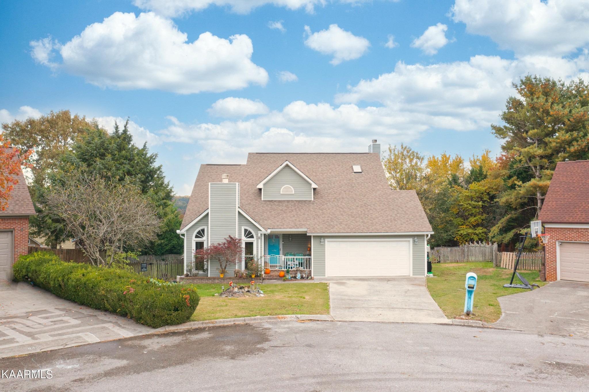 Strasbourg Ct, Knoxville, TN 37923