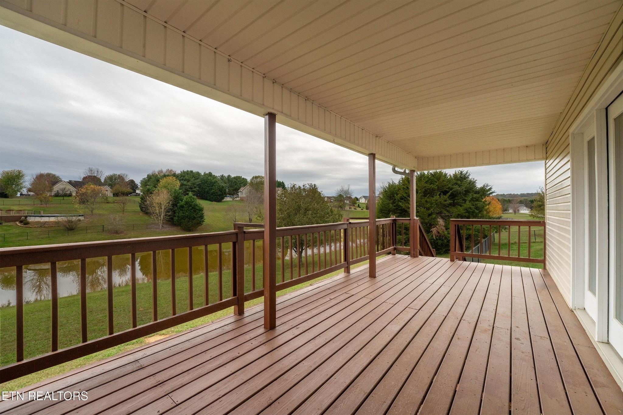 Little Cove Dr, Dandridge, TN 37725