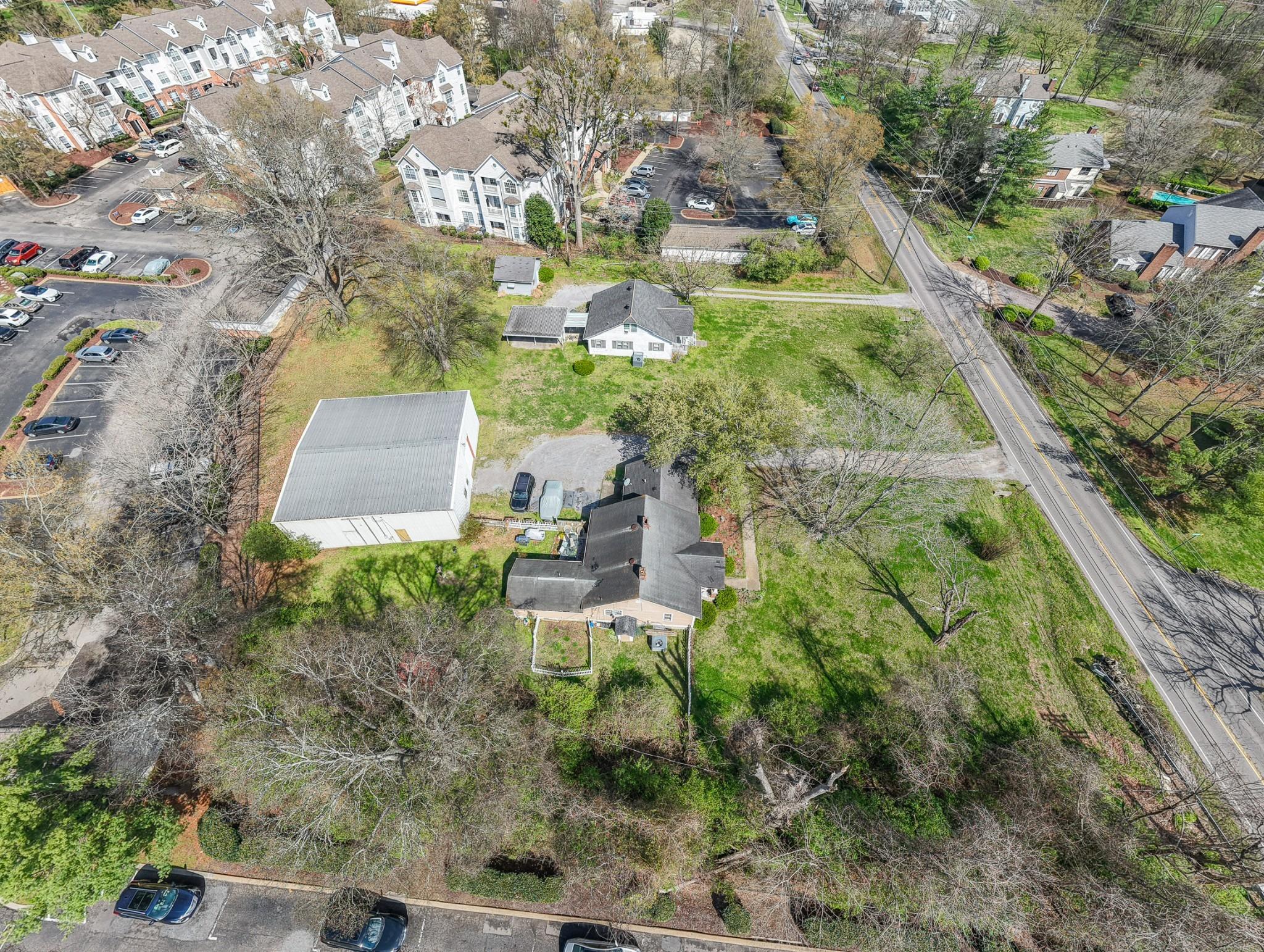 Old Harding Pike, Nashville, TN 37221