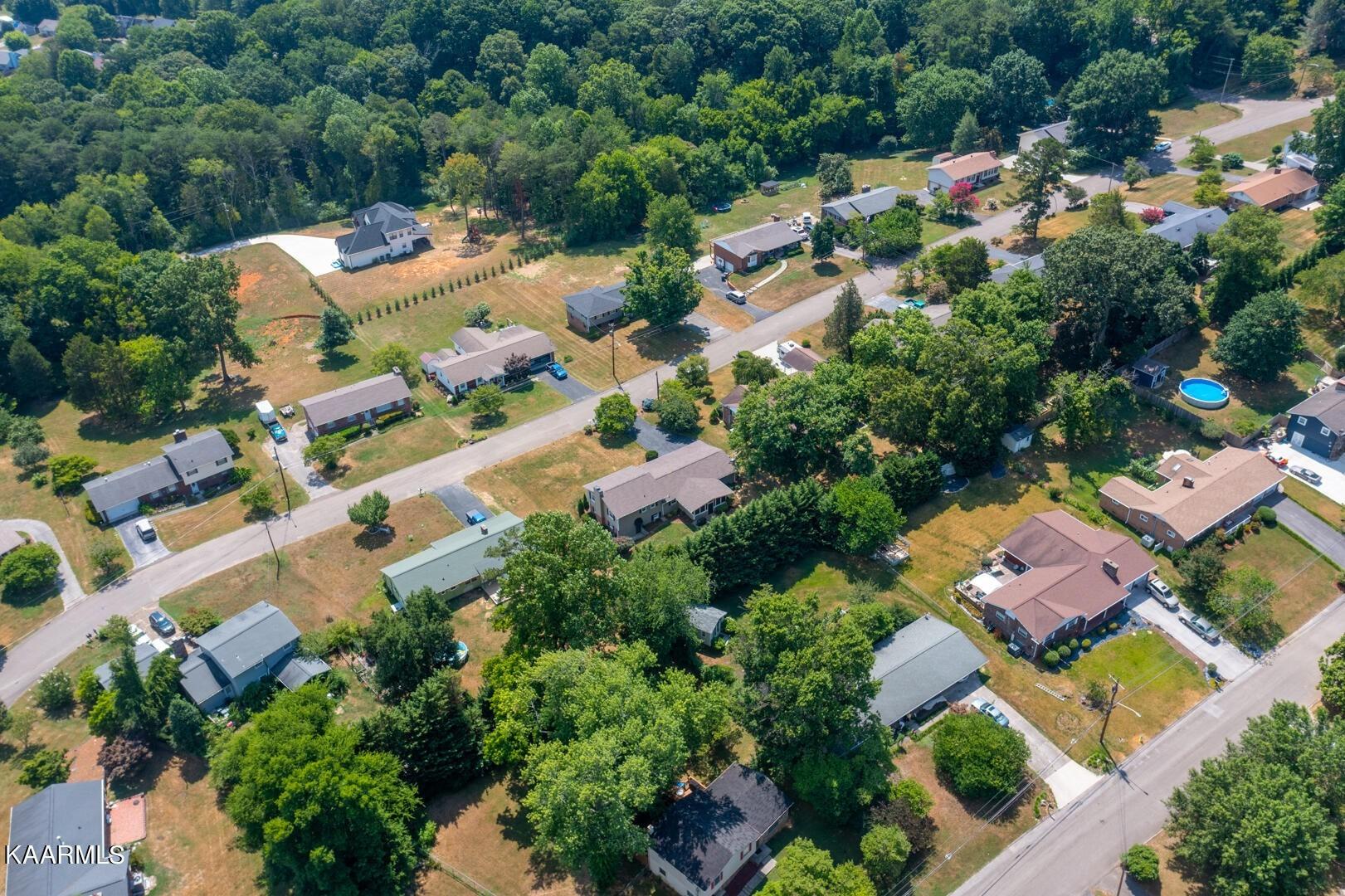 Cherrylog Rd, Knoxville, TN 37921