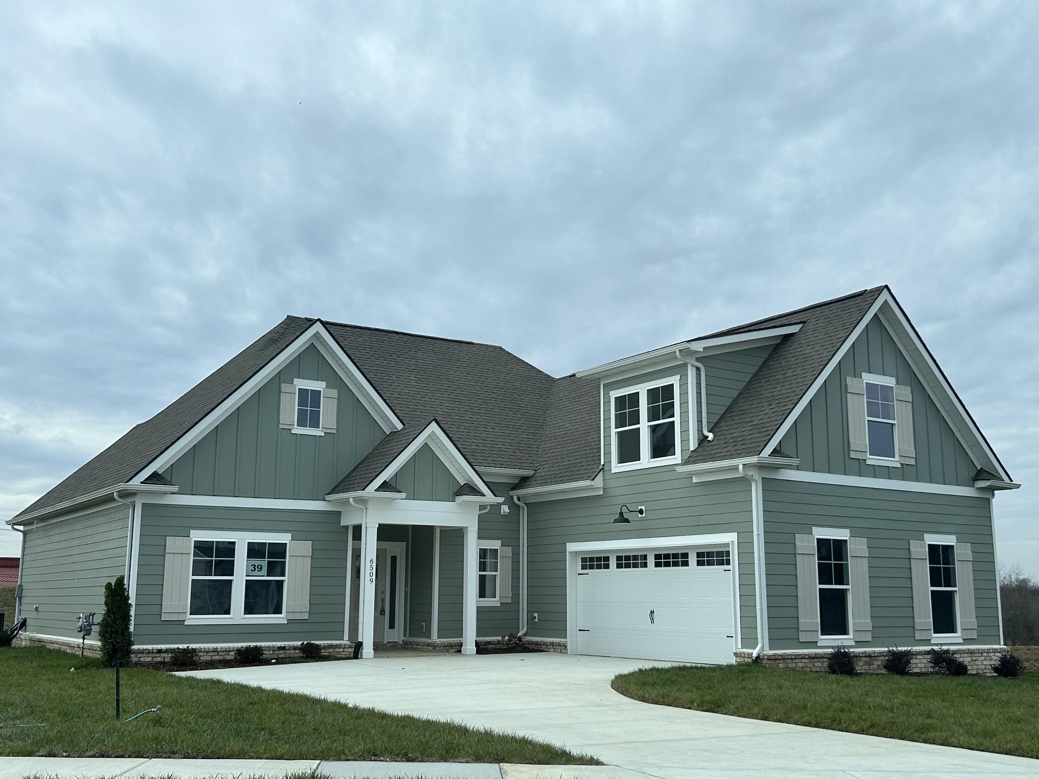 Ripple Ridge Ct, Columbia, TN 38401