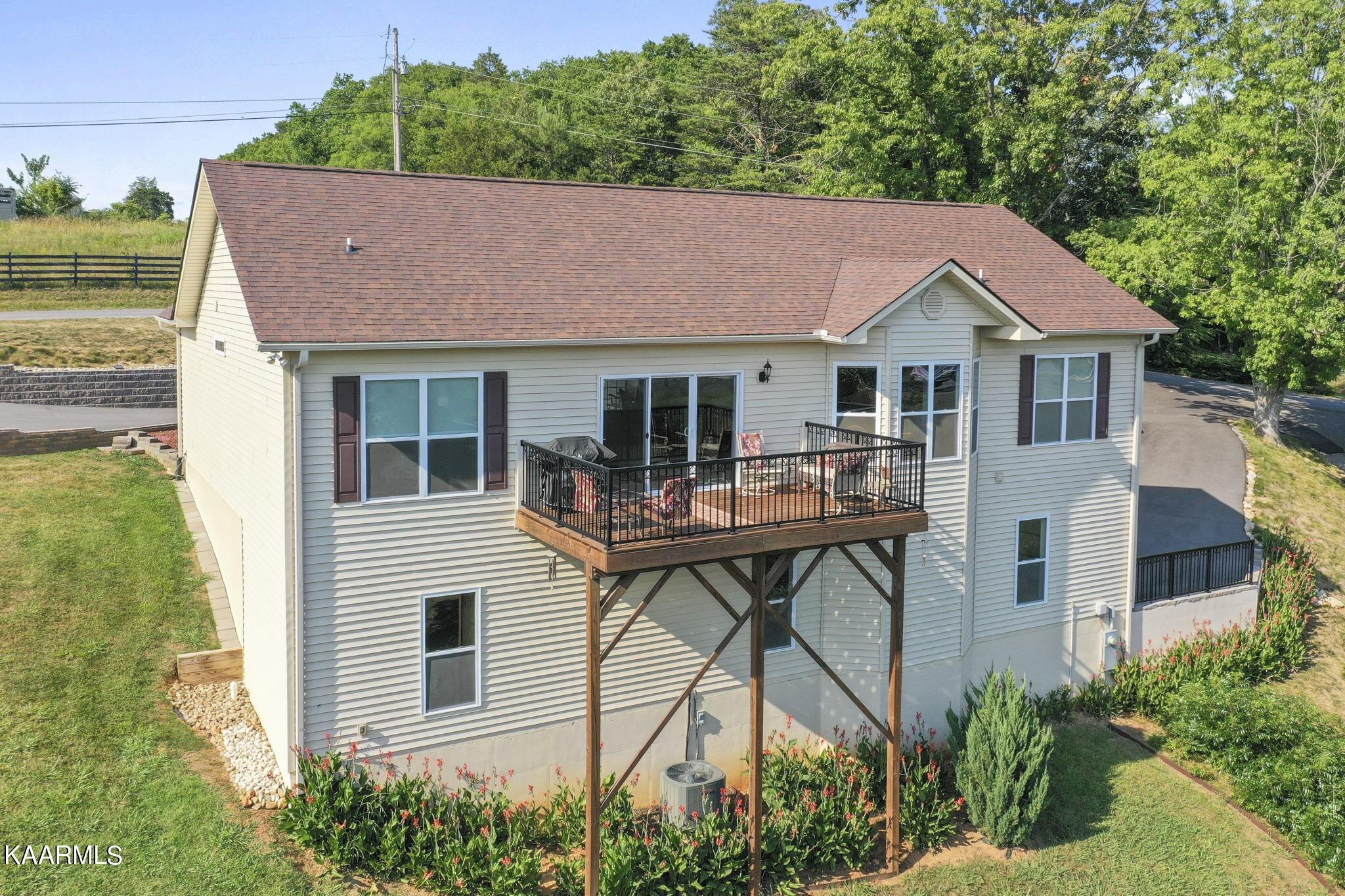 Ranch Rd, Dandridge, TN 37725