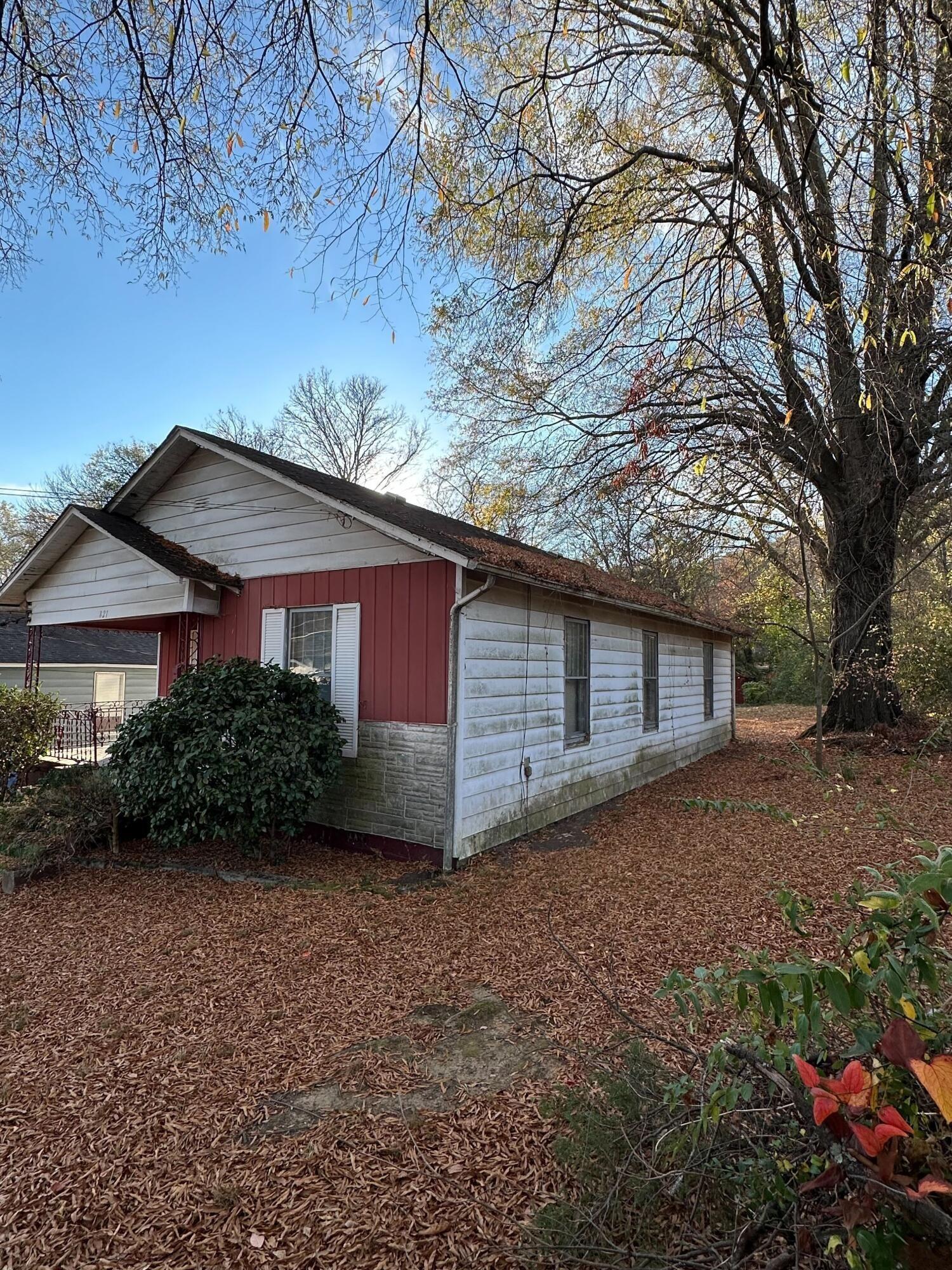 Spears Ave, Chattanooga, TN 37405