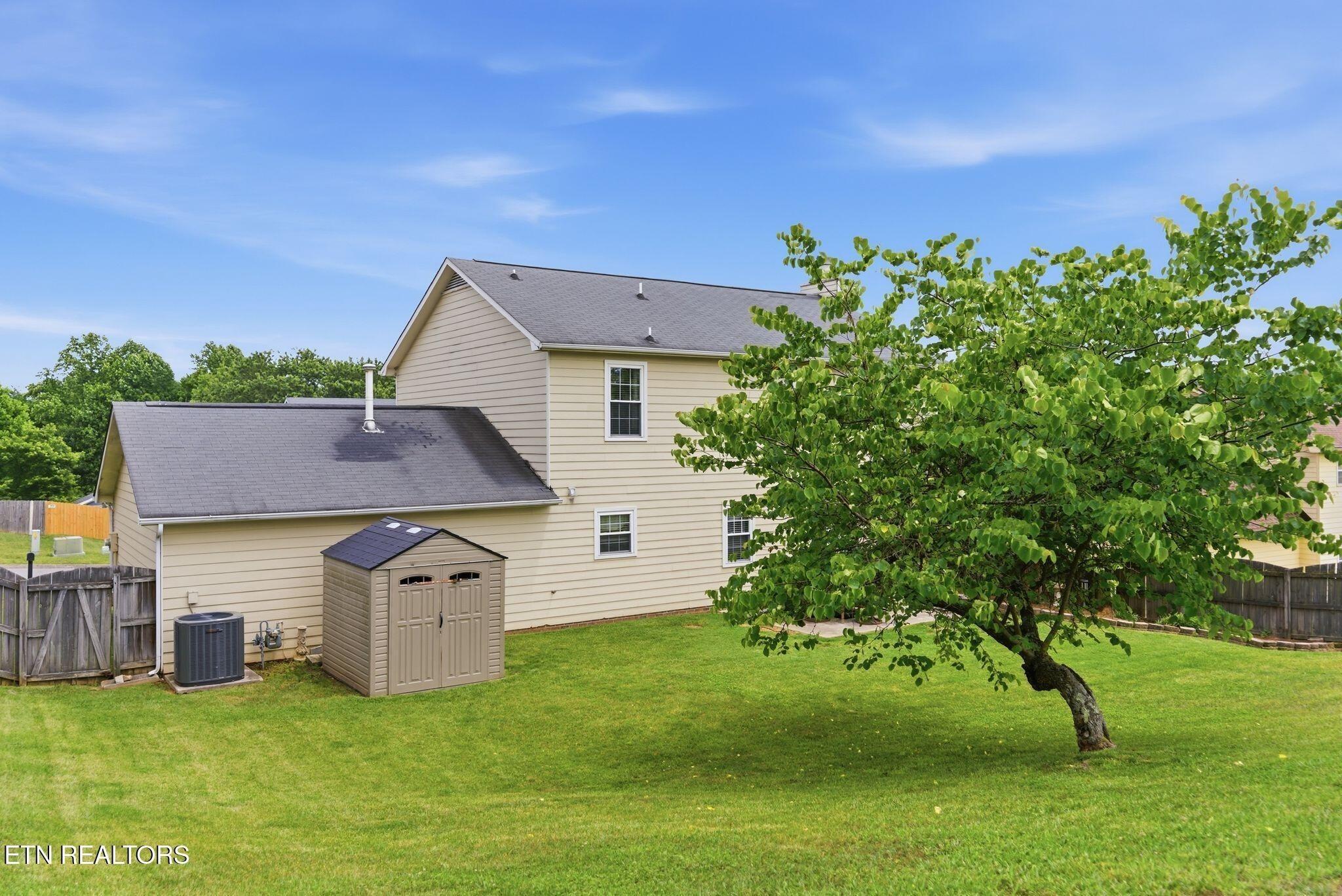 Foxworth Trl, Powell, TN 37849