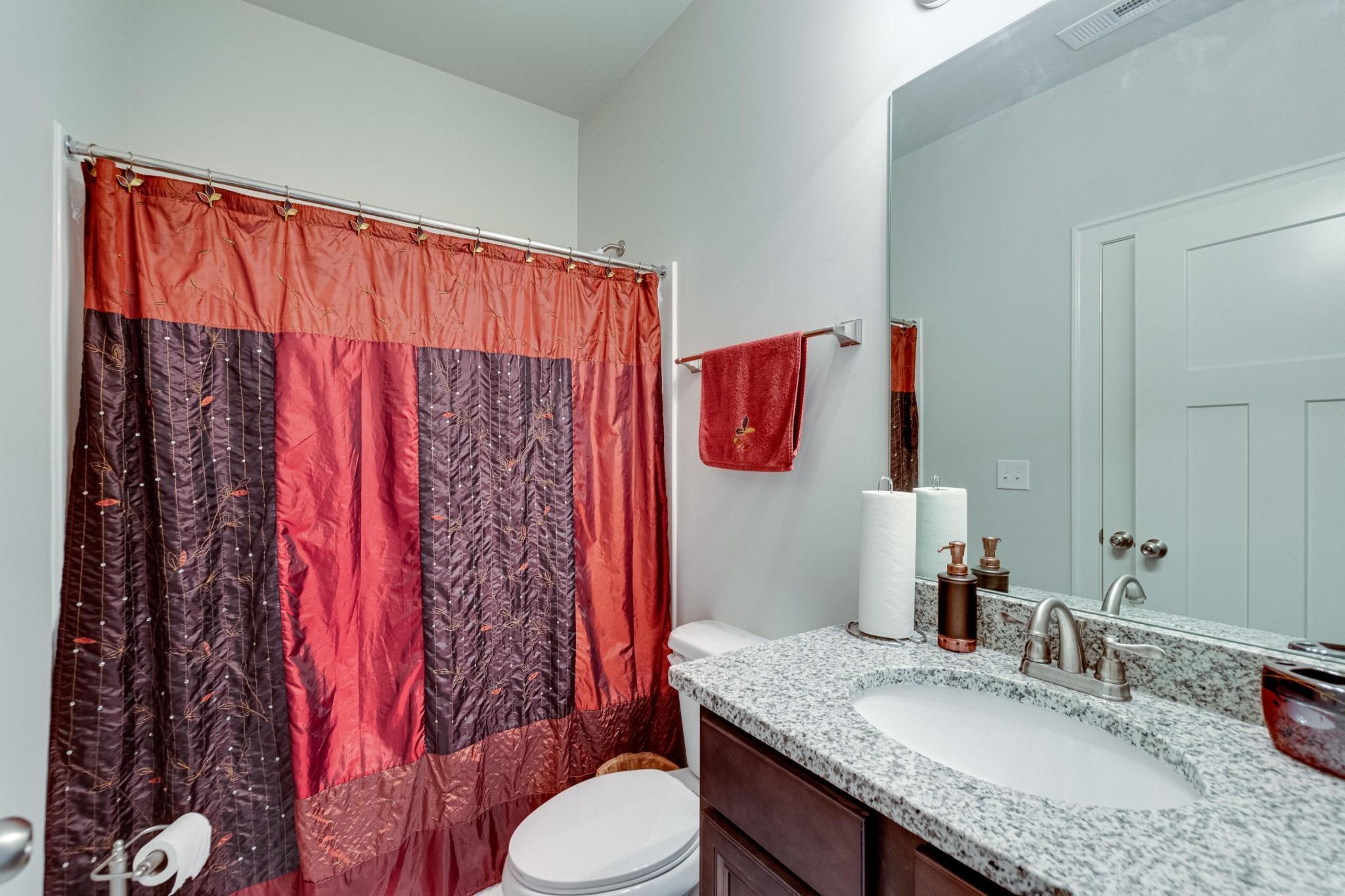 Blazing Star Ct, Ooltewah, TN 37363