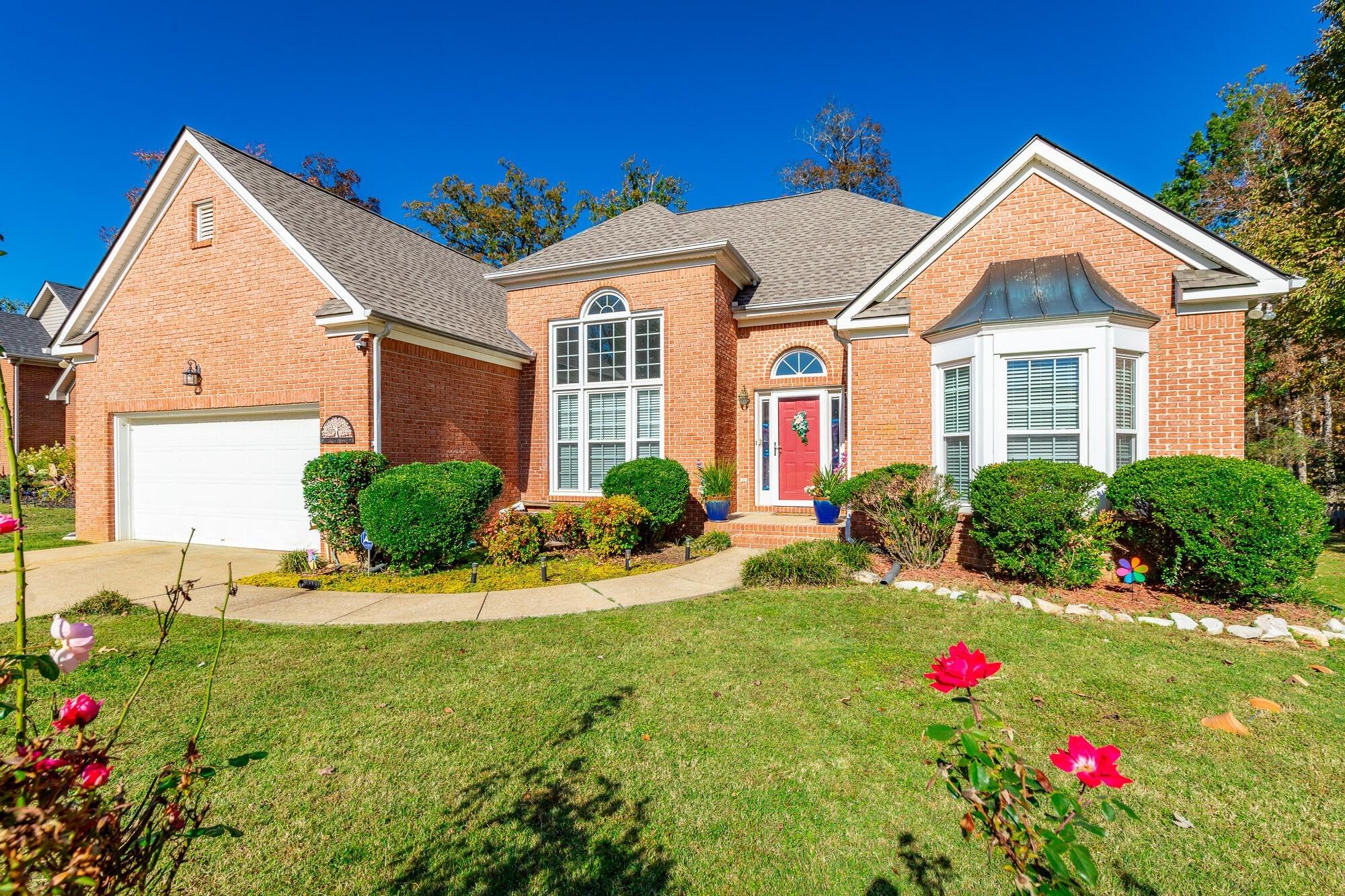 Gunston Hall Rd, Hixson, TN 37343
