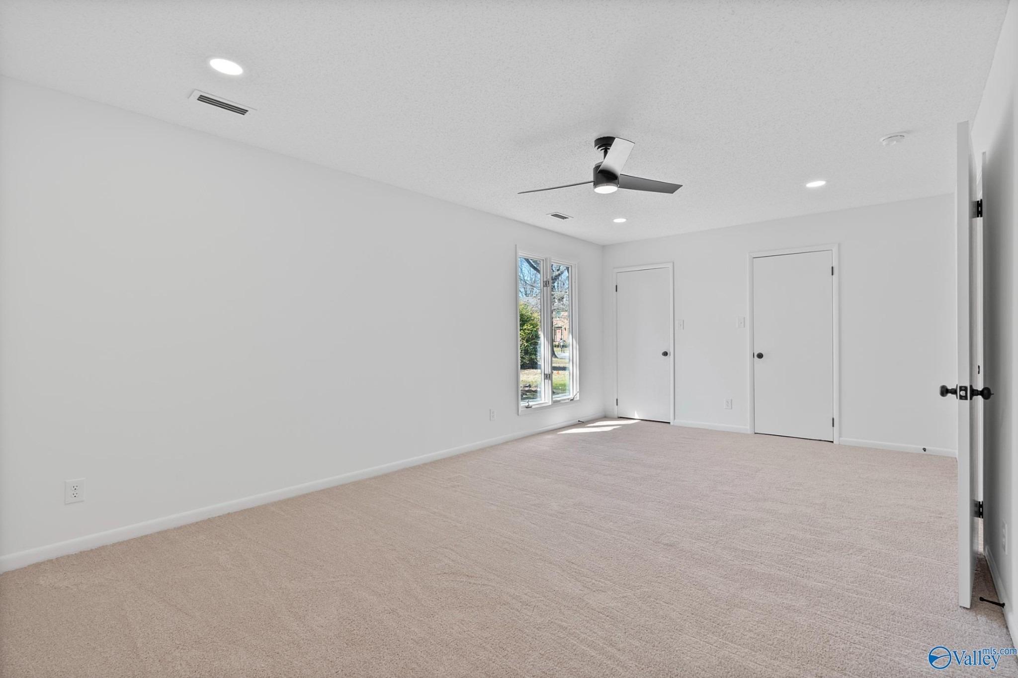 Eastwood Dr Se, Decatur, AL 35601