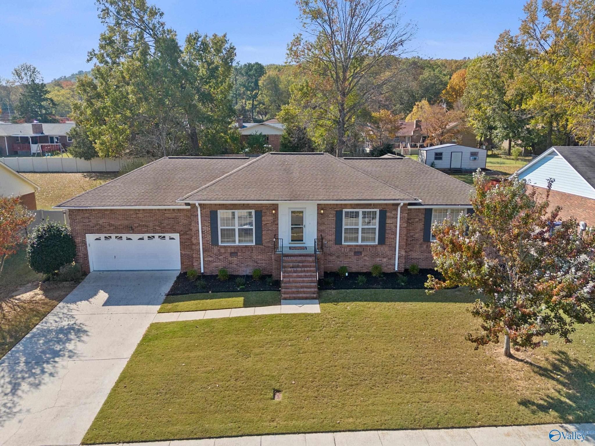 Waldrop Dr Se, Huntsville, AL 35803