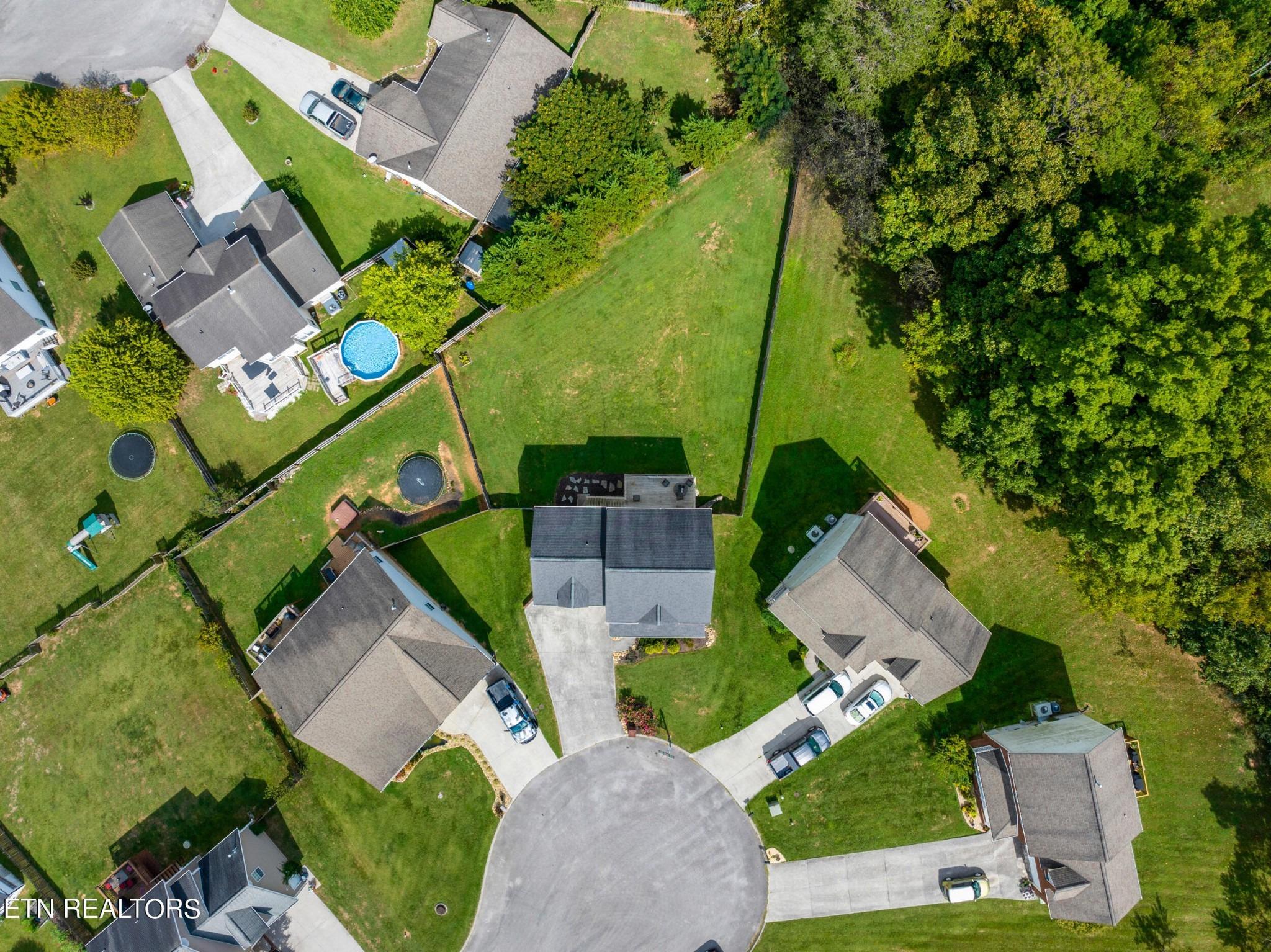 Stricter Ln, Corryton, TN 37721