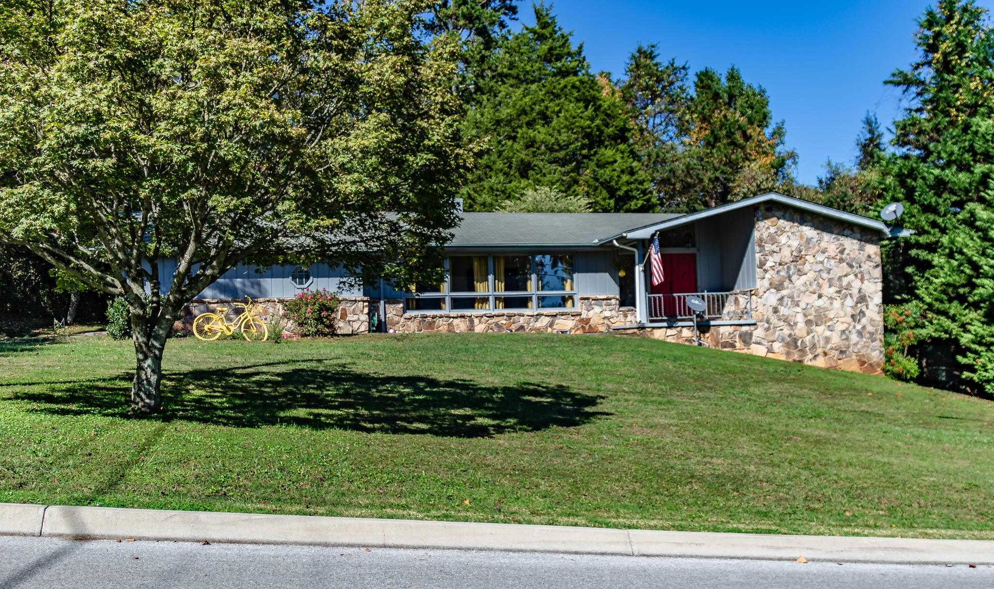 Robinson Dr, Loudon, TN 37774