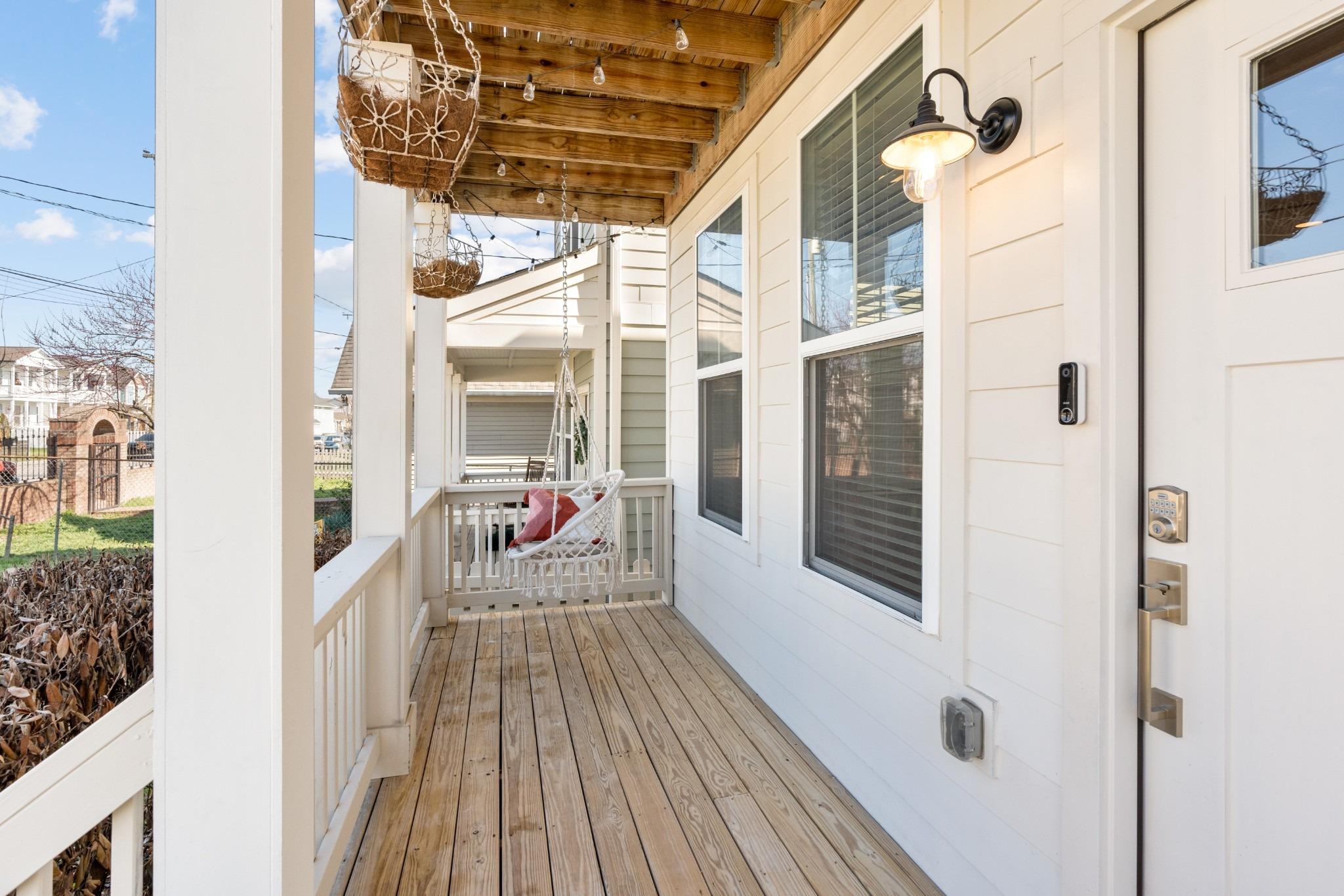 California Ave, Nashville, TN 37209