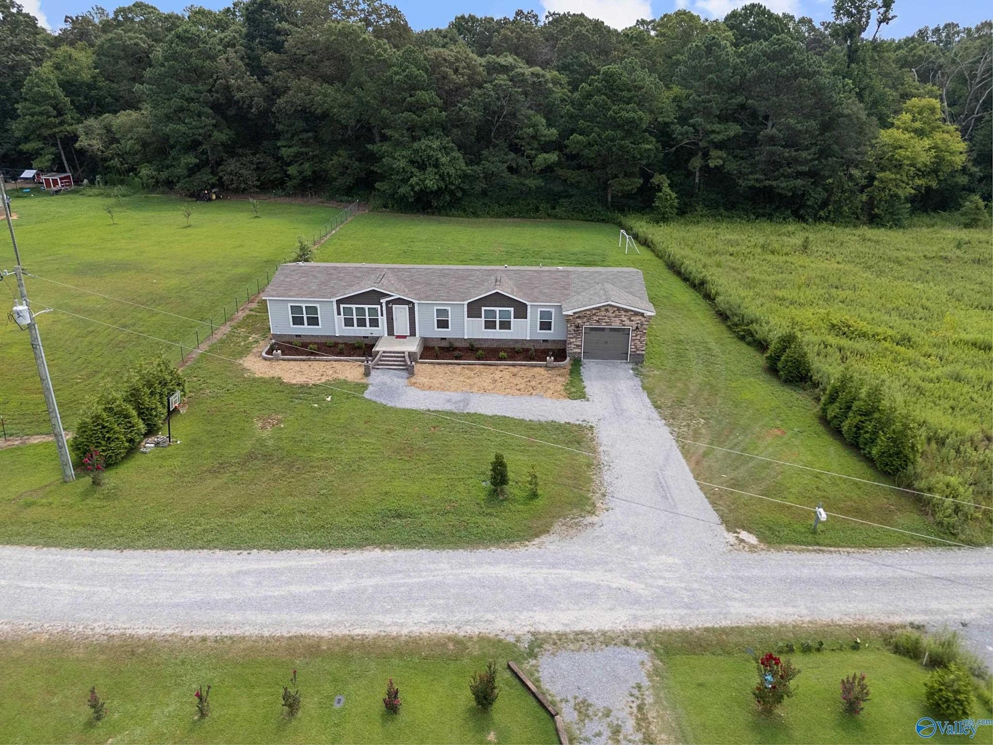 County Road 1762, Baileyton, AL 35019